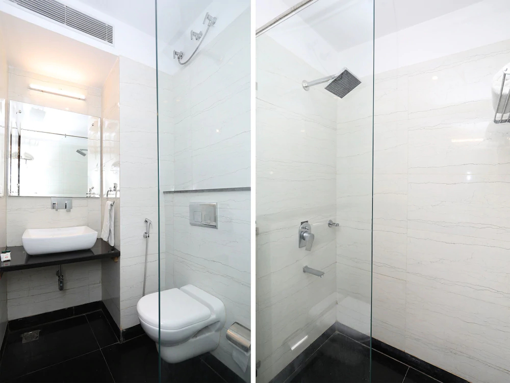 Qcent Gurgaon by OYO Rooms