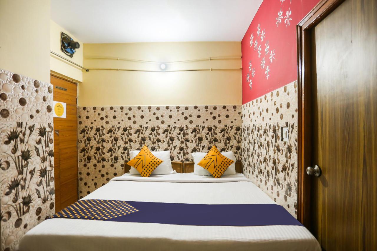 Raunak Guest House by OYO Rooms
