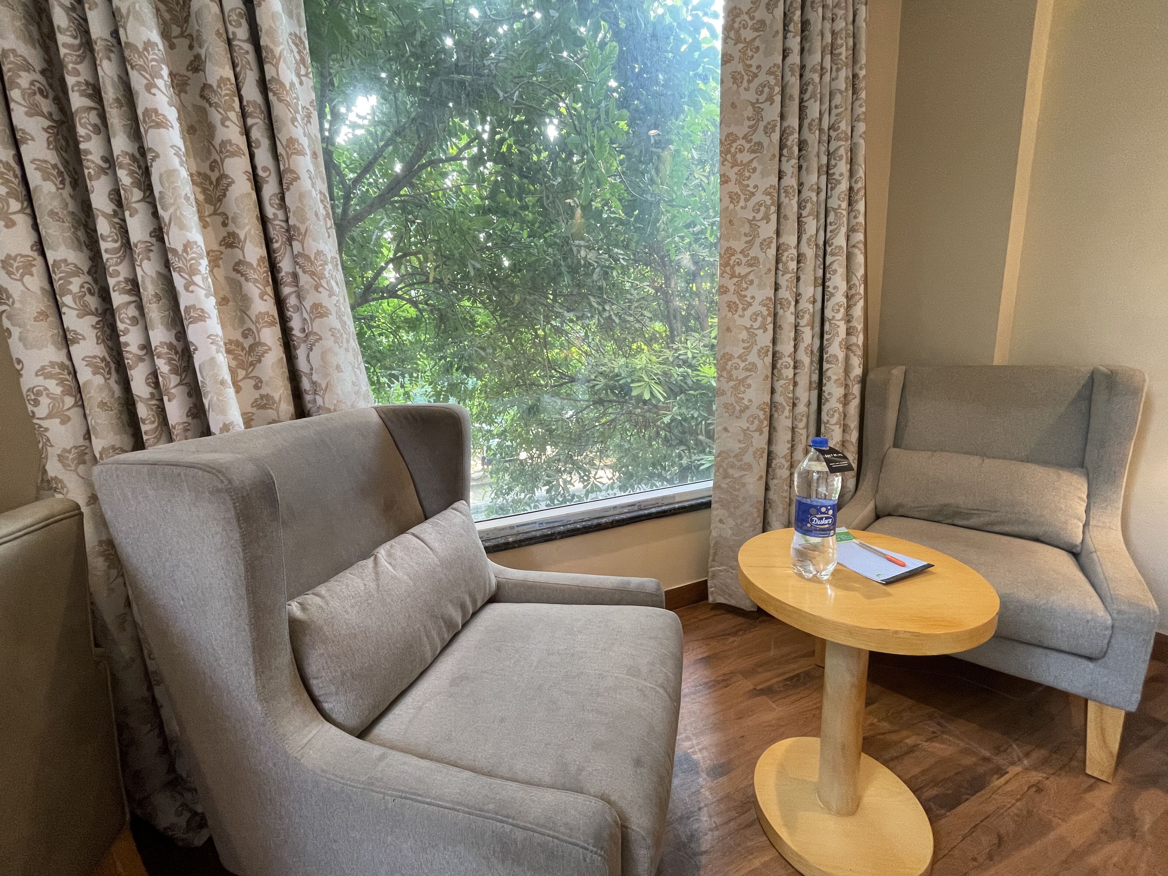Saltstayz Select - Galleria Market & Golf Course Road