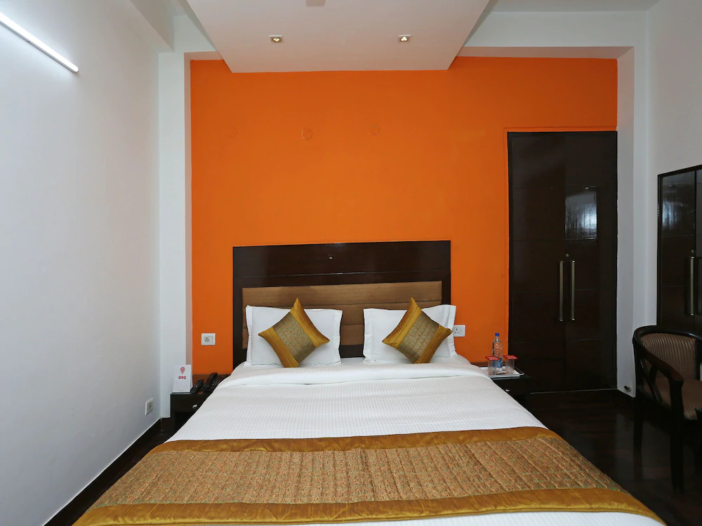 Shivam Residencies by OYO Rooms