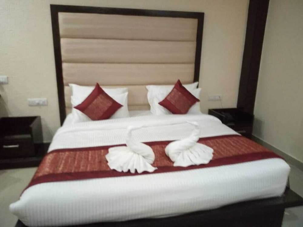 The Asian Suites Galleria