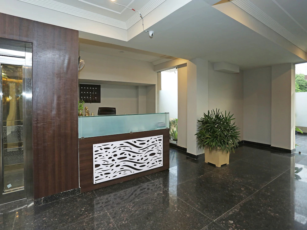 Vivi International By OYO Rooms