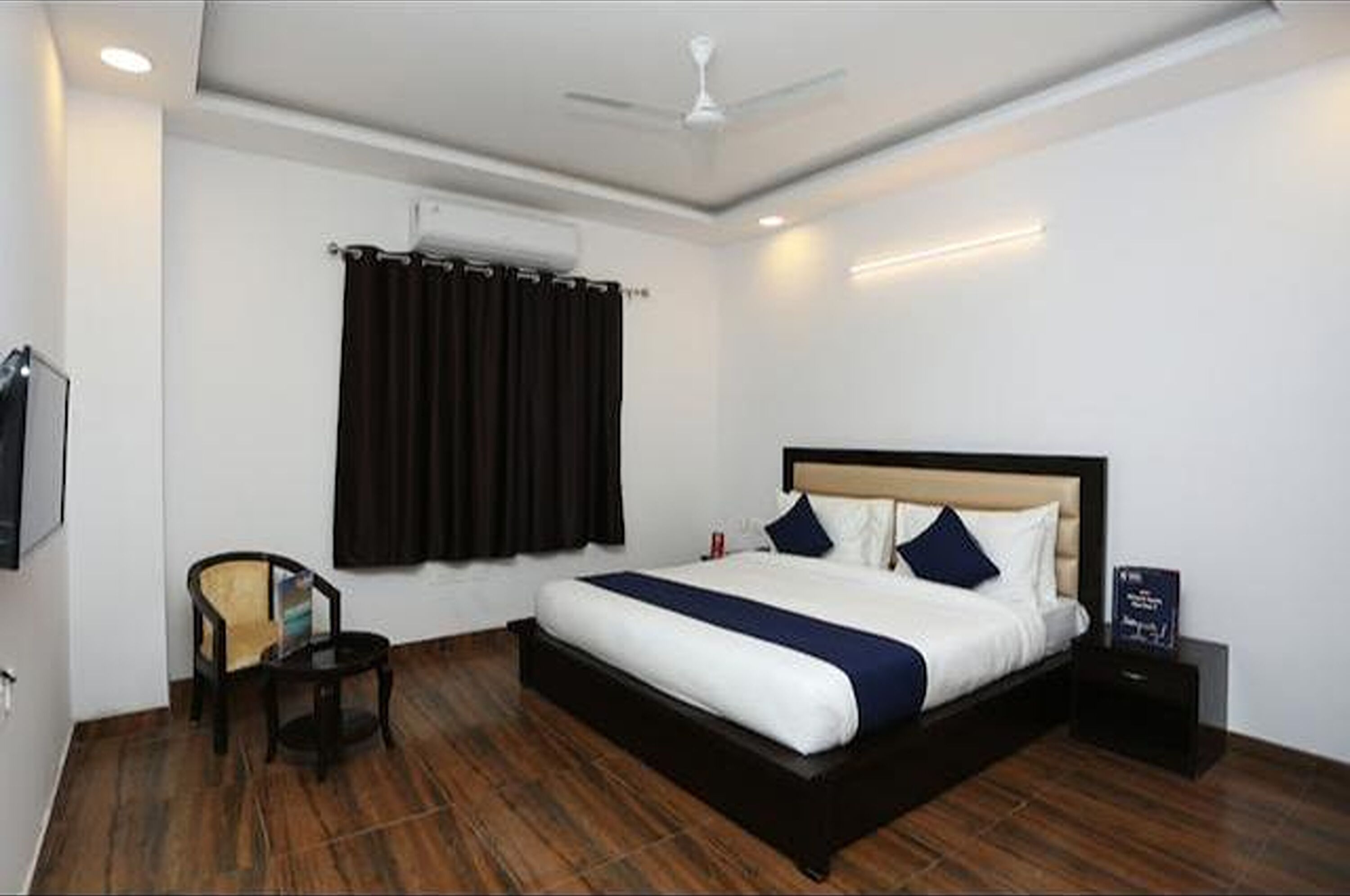 White Rock Hotel