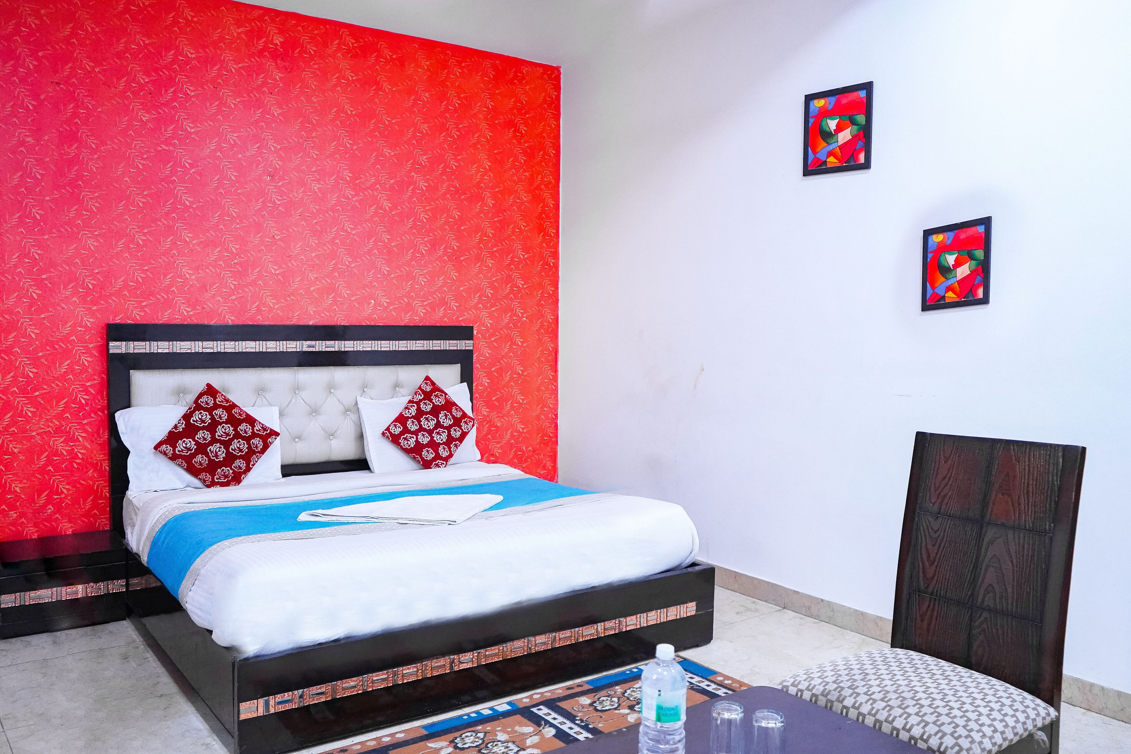 Roomshala Hotel Ashoka Palace