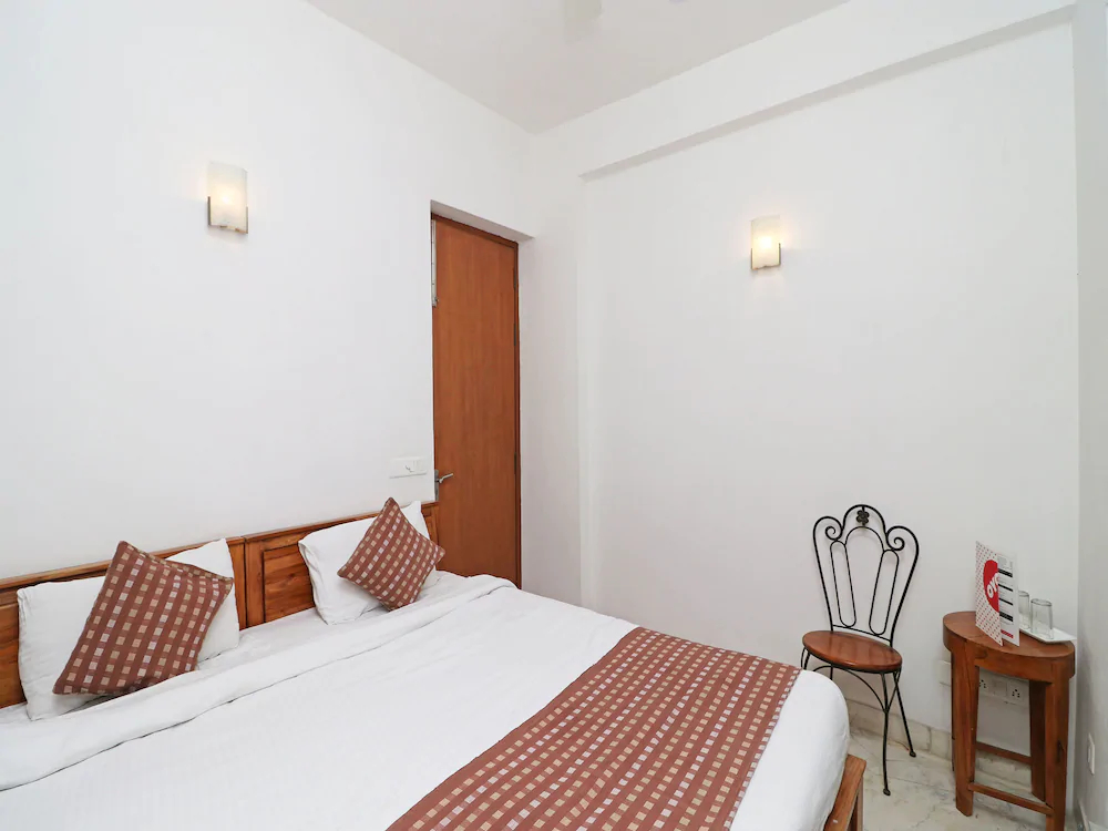 Urusvati Art And Habitat Centre By OYO Rooms