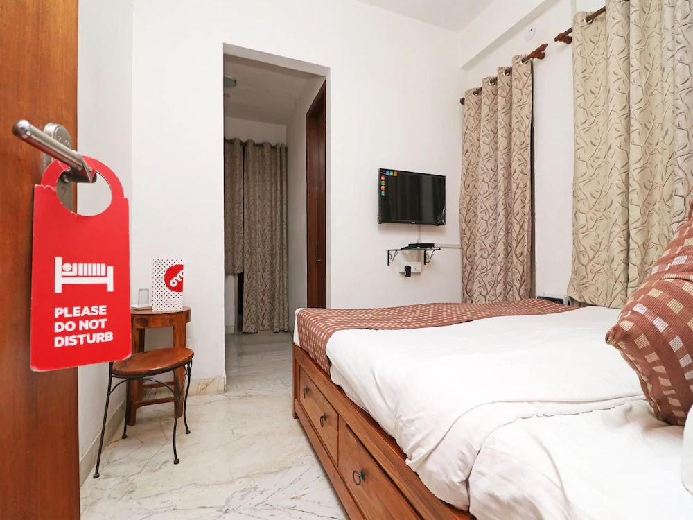 Urusvati Art And Habitat Centre By OYO Rooms