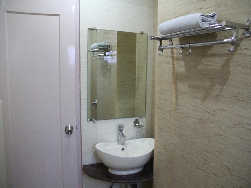 Amax Inn