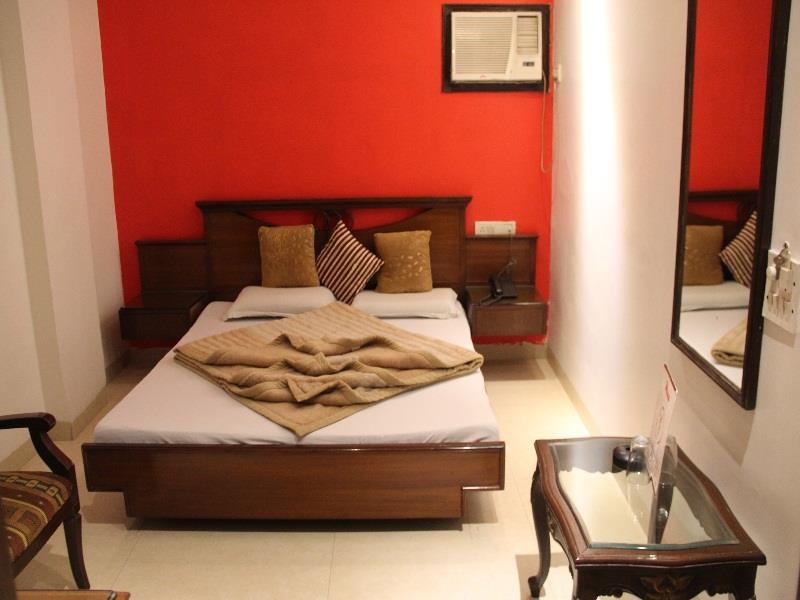 Amax Inn
