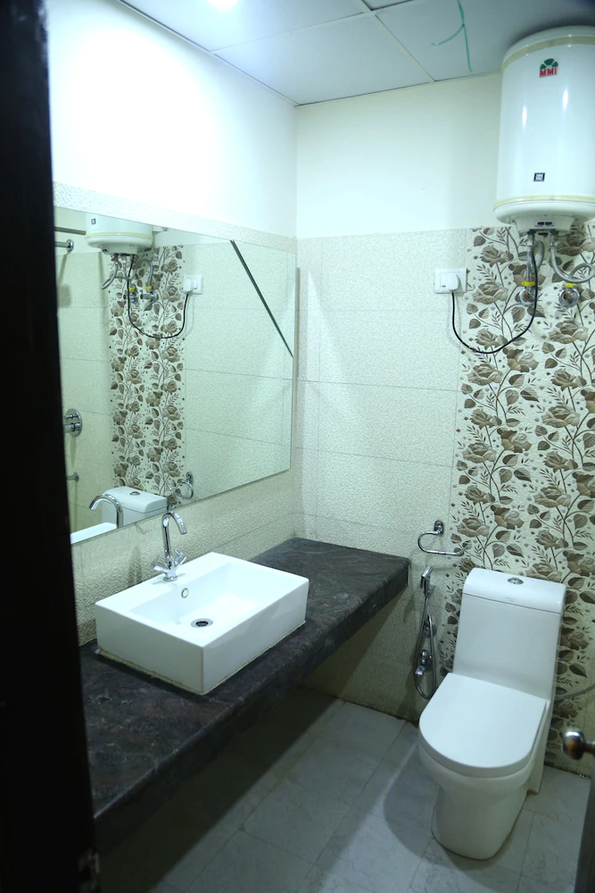 Anantkoti Hotel