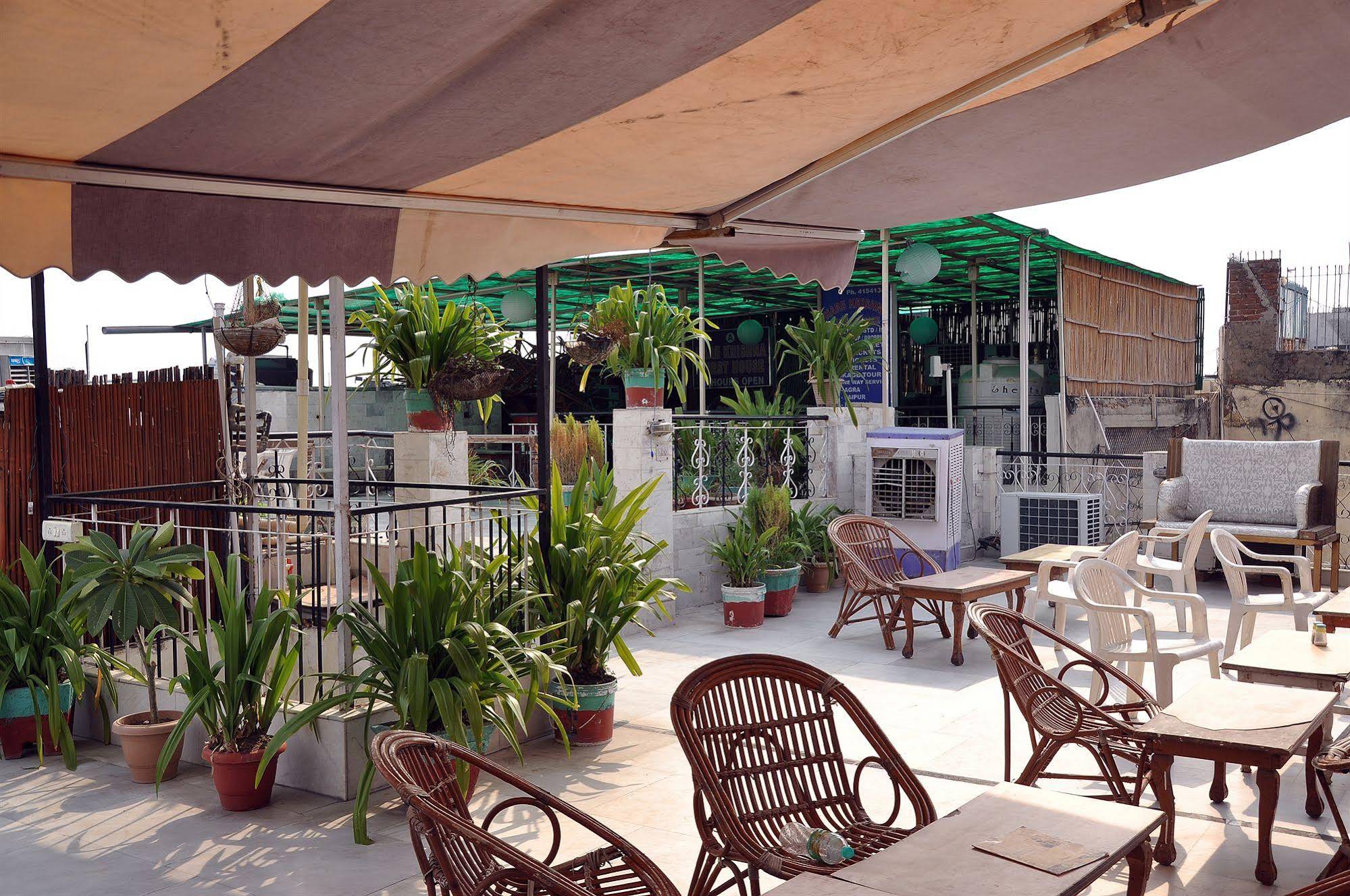 Anoop Hotel