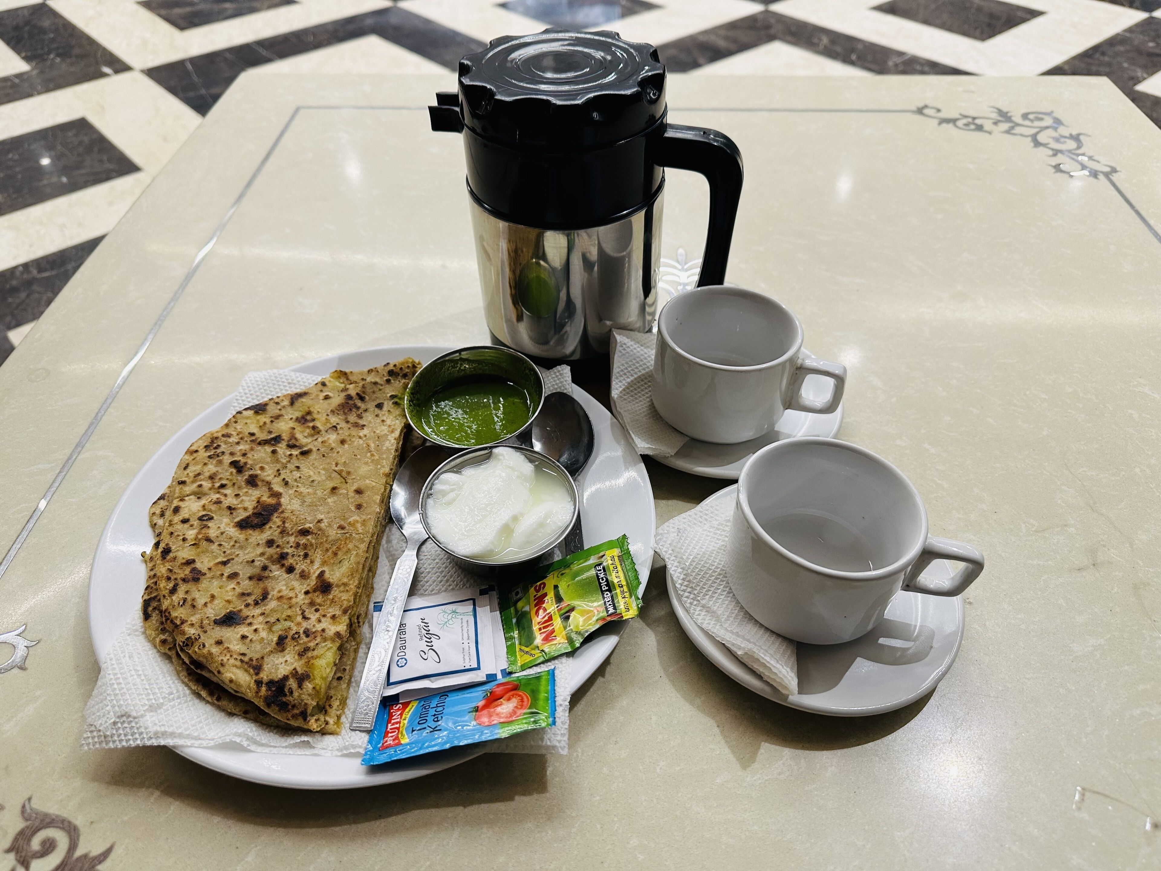 Chowdhry Tourist Lodge Paharganj Ndls