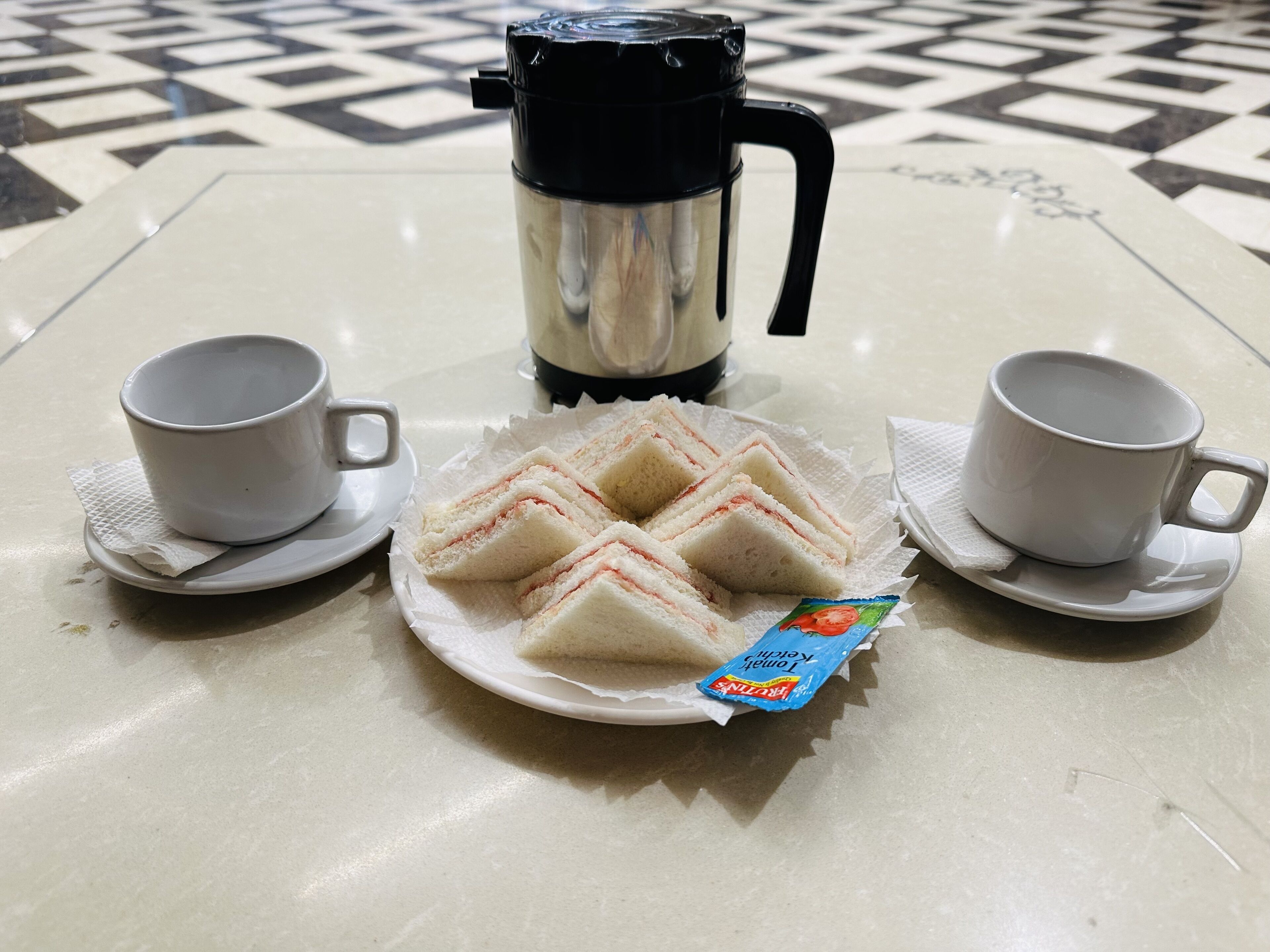 Chowdhry Tourist Lodge Paharganj Ndls