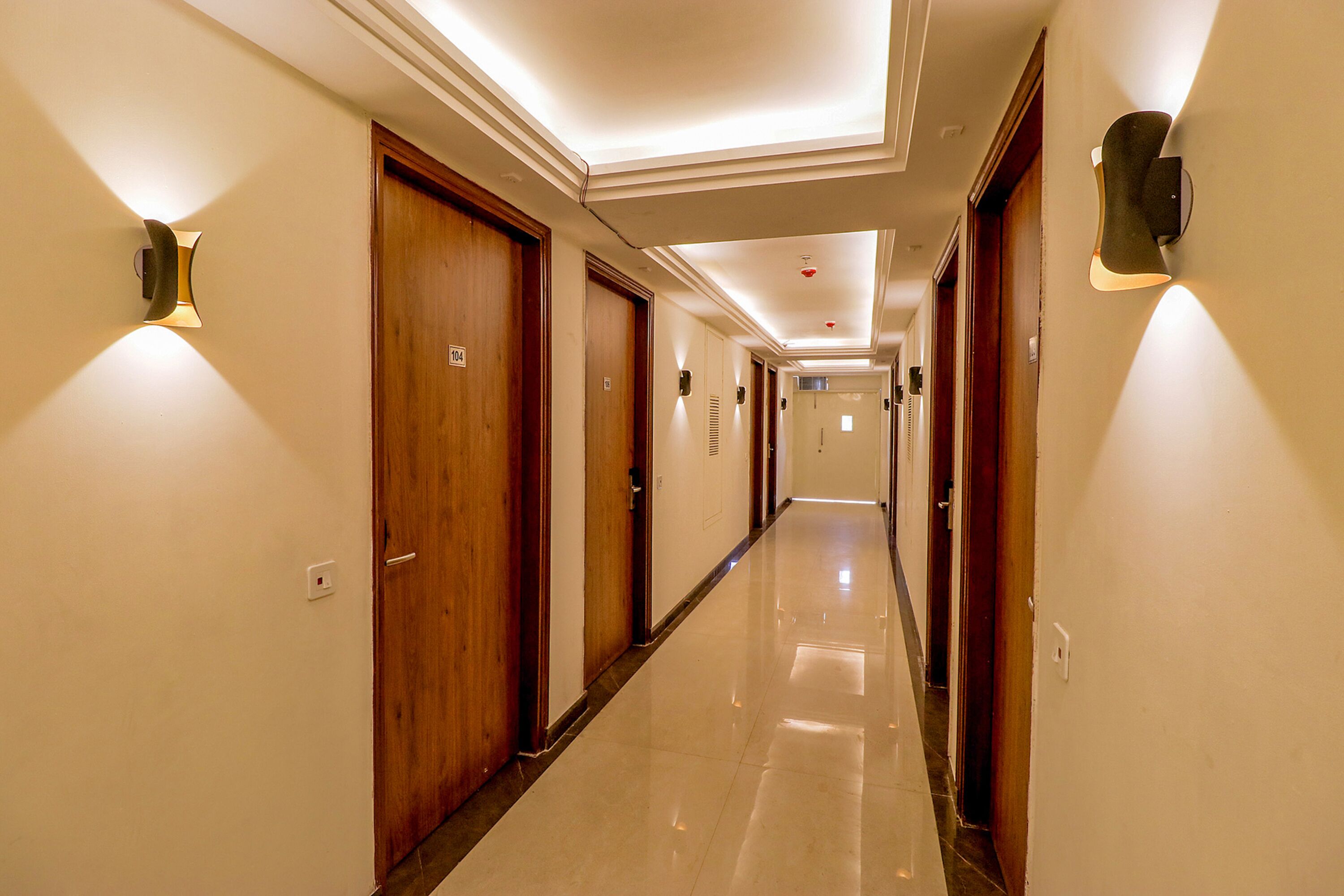 FabHotel F9 Pitampura