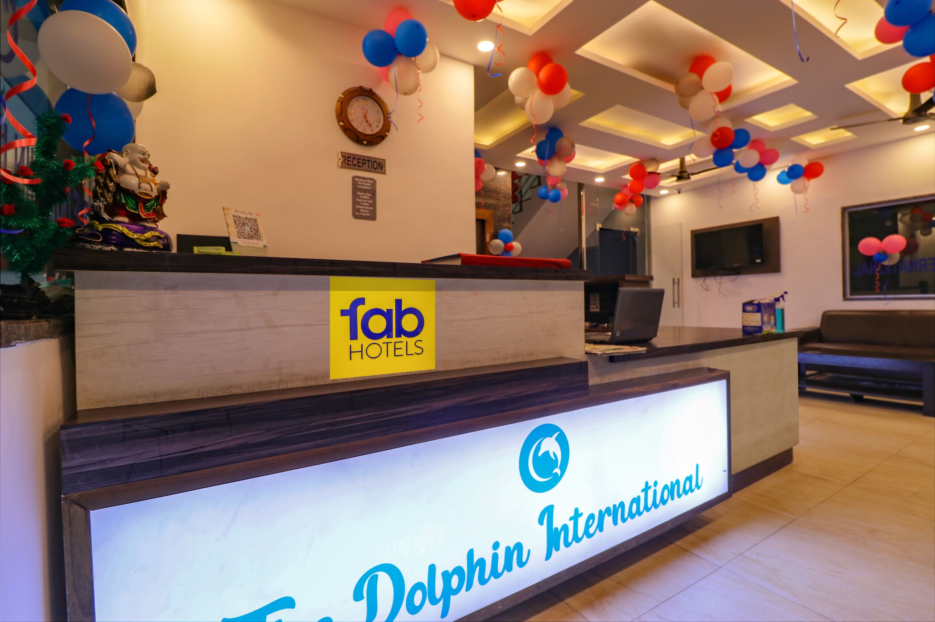 Fabexpress Dolphin International