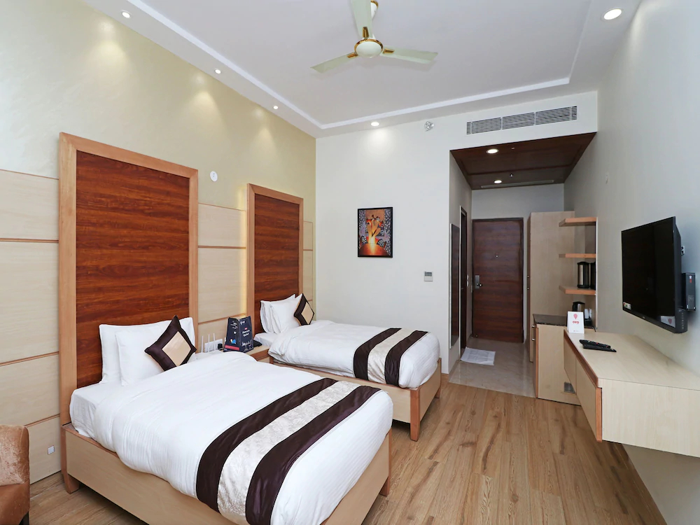 Green Palms Hotel