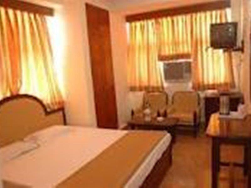 Harjas Palace
