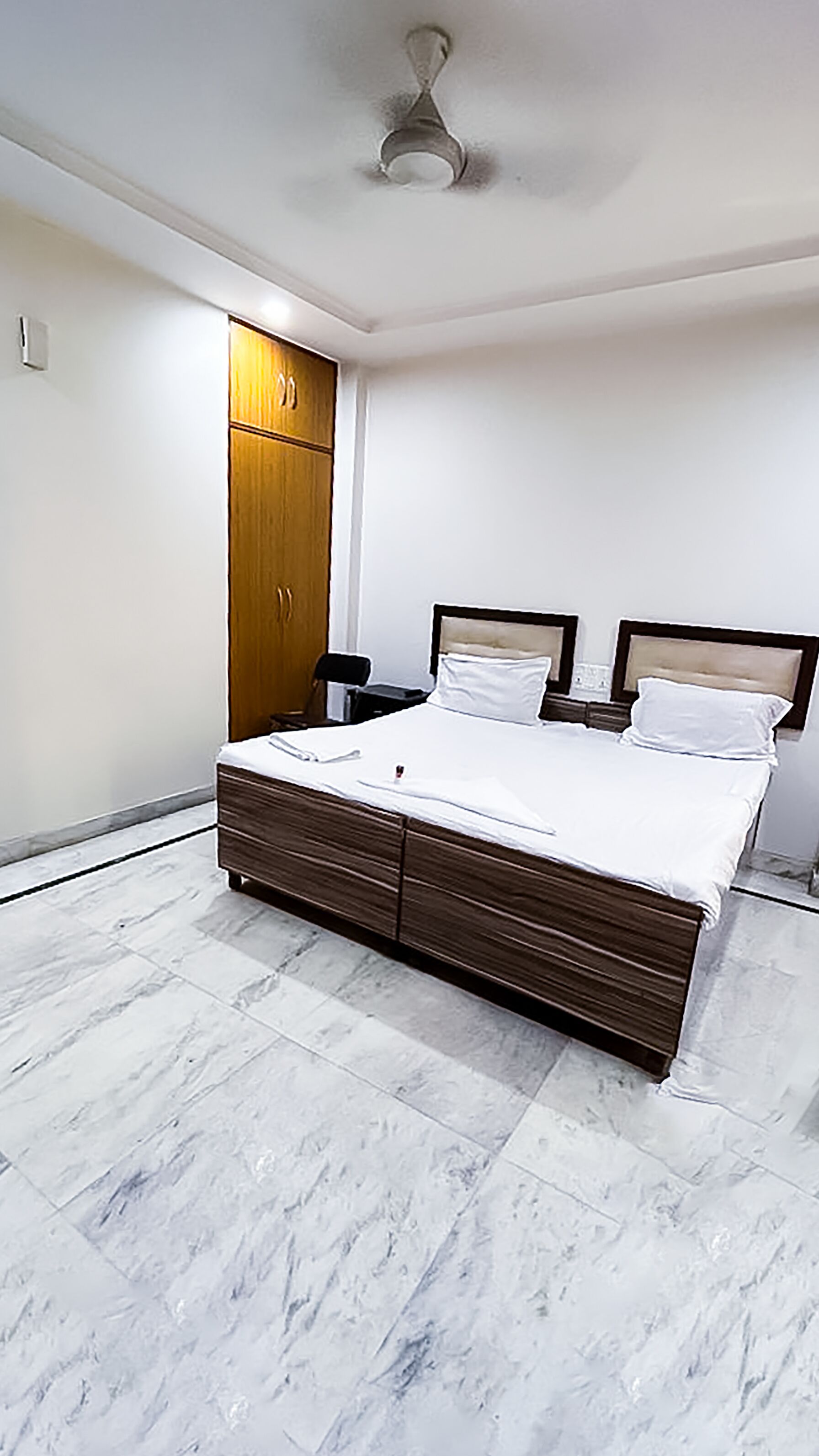 Hotel 24&7