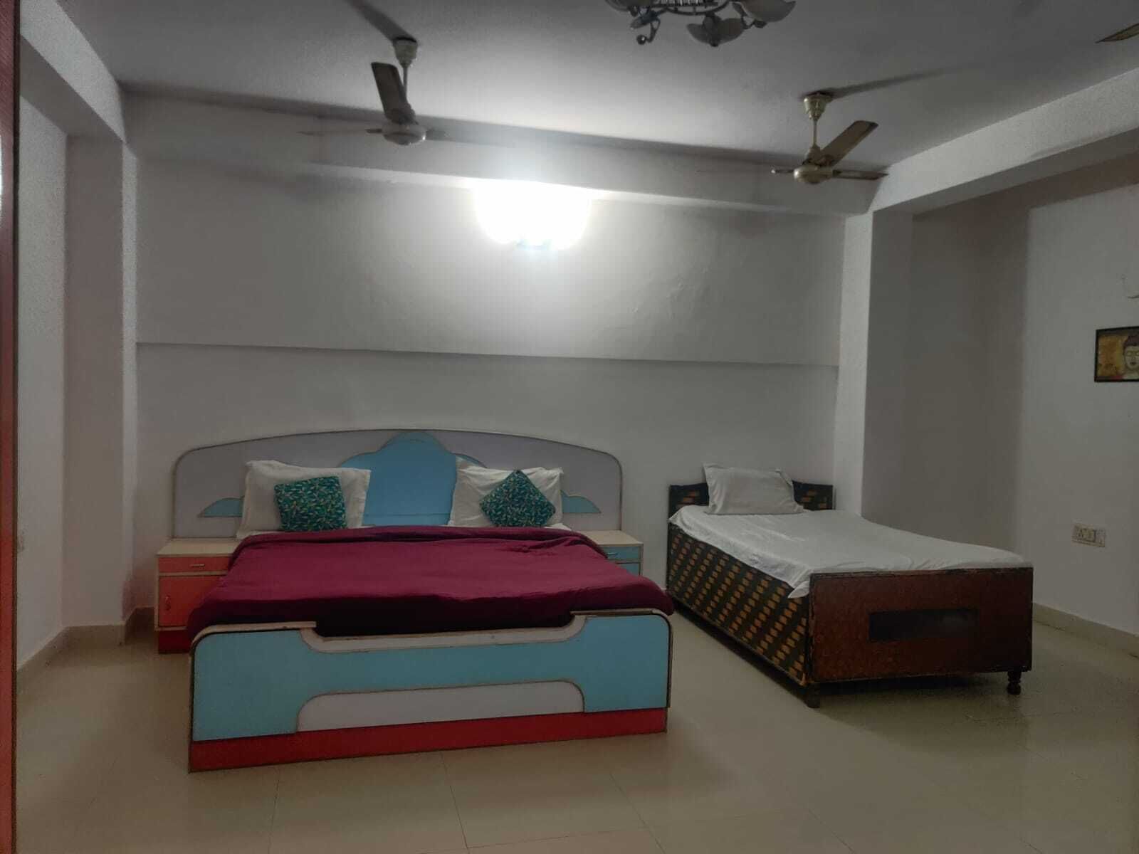 Hotel Abhishek Residency By The Arrow