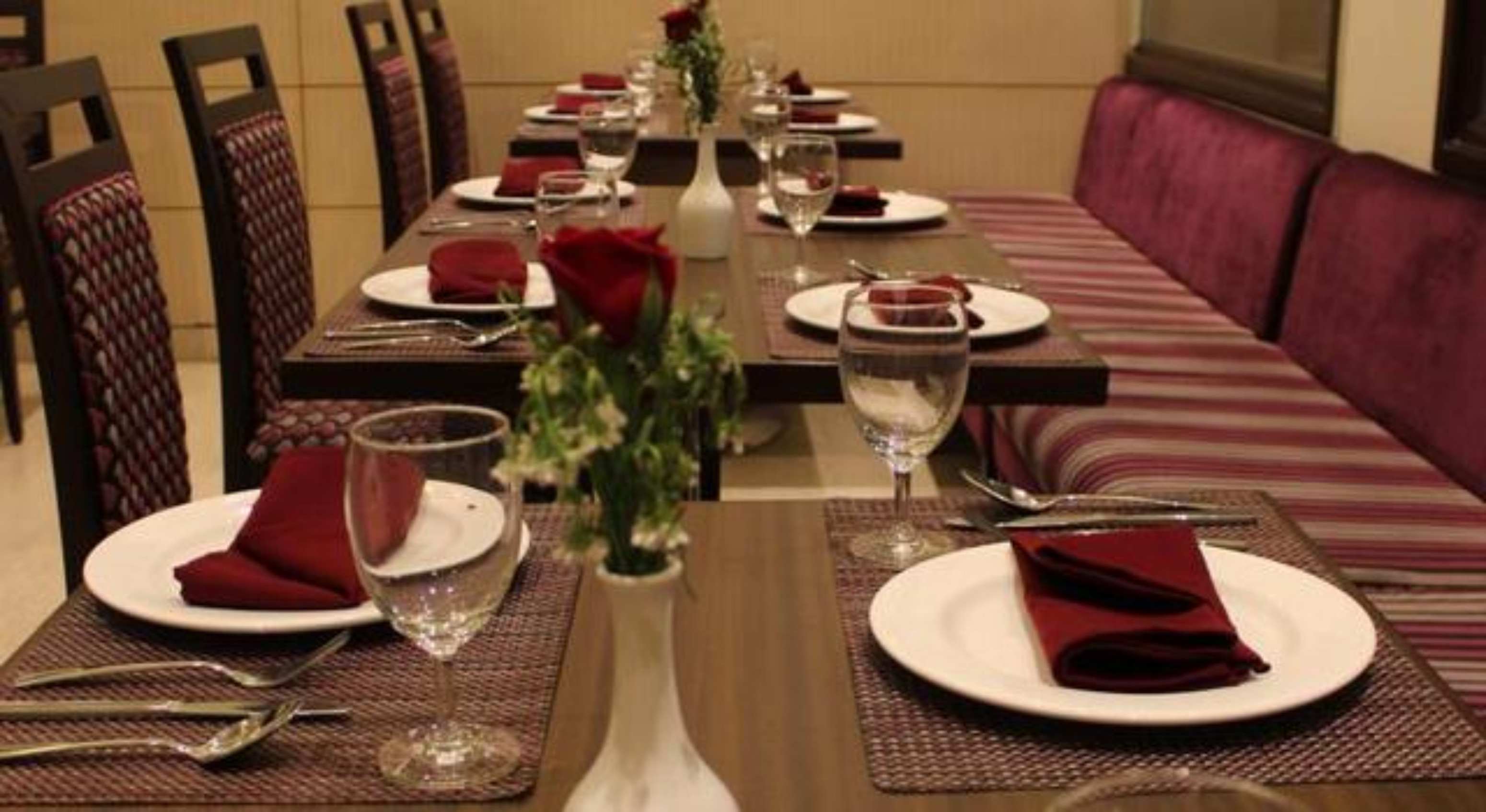 Hotel Amrapali Grand