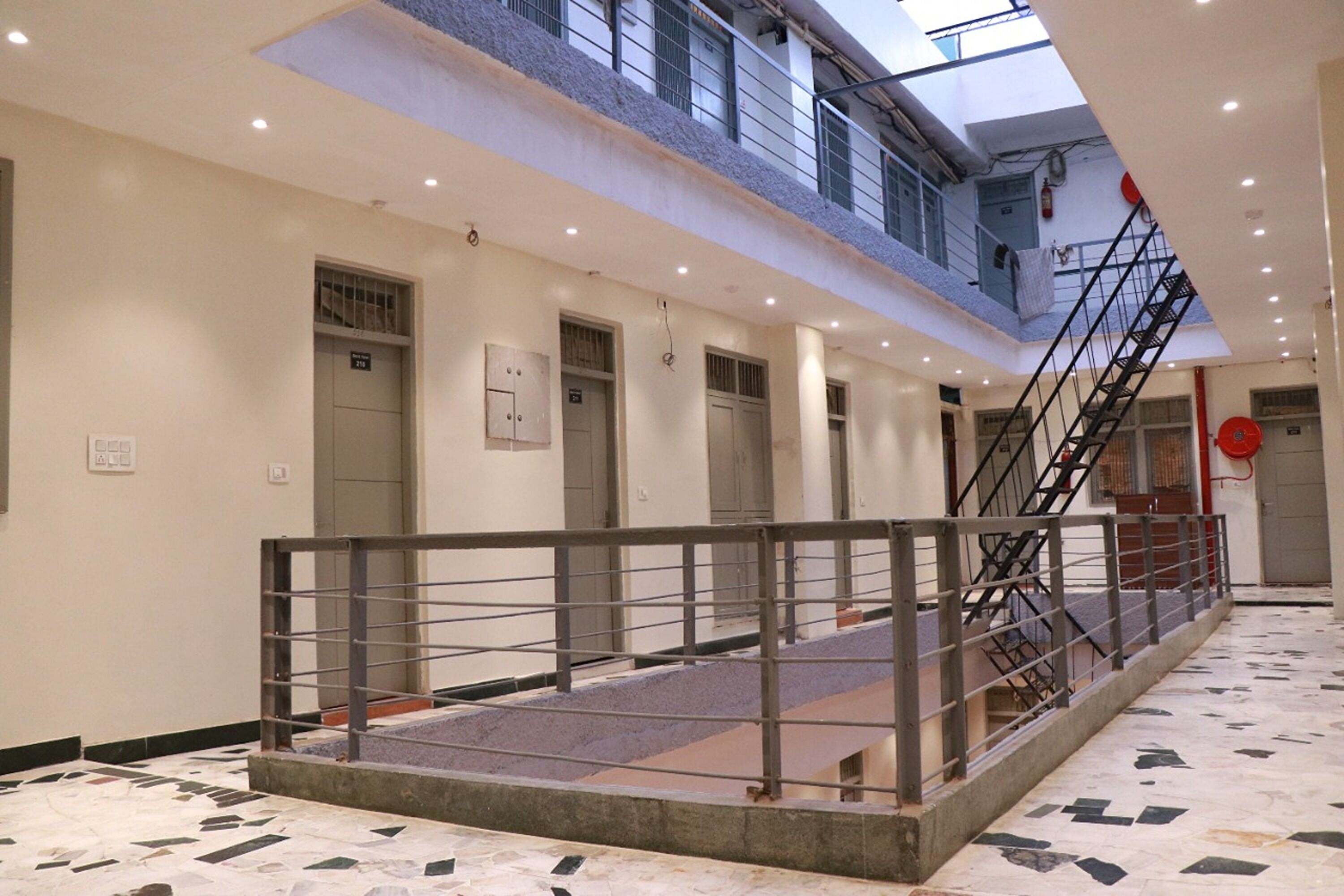 Hotel Amrit