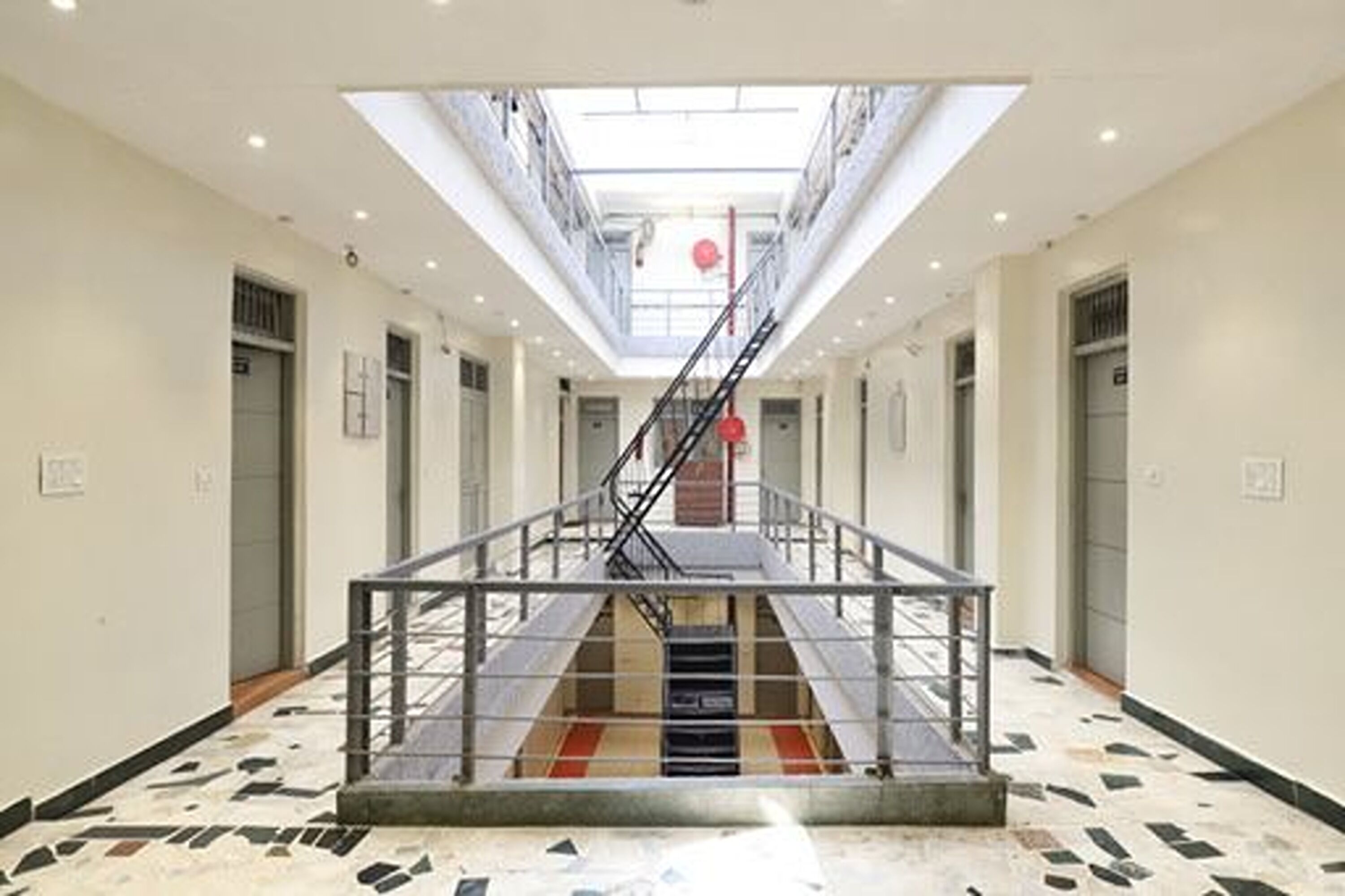 Hotel Amrit