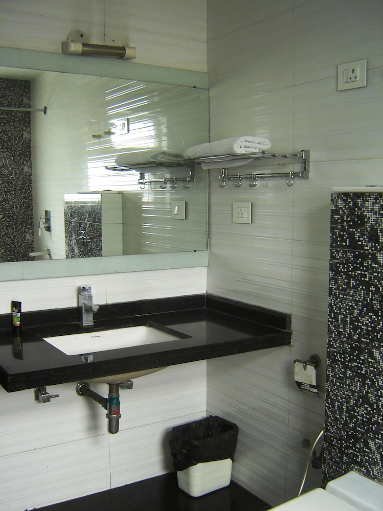 Hotel Anand Retreat