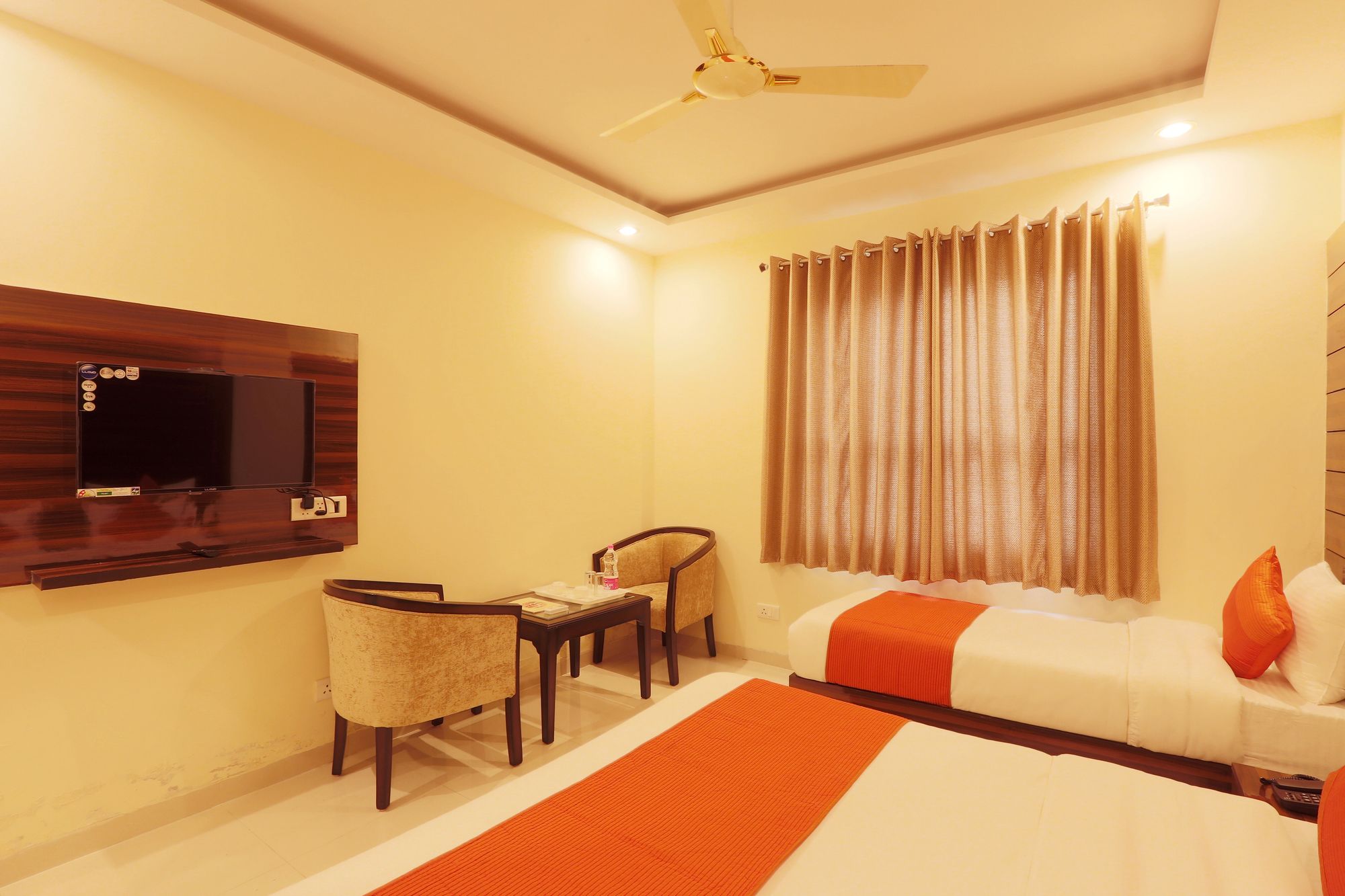 Hotel Capital @ Airport