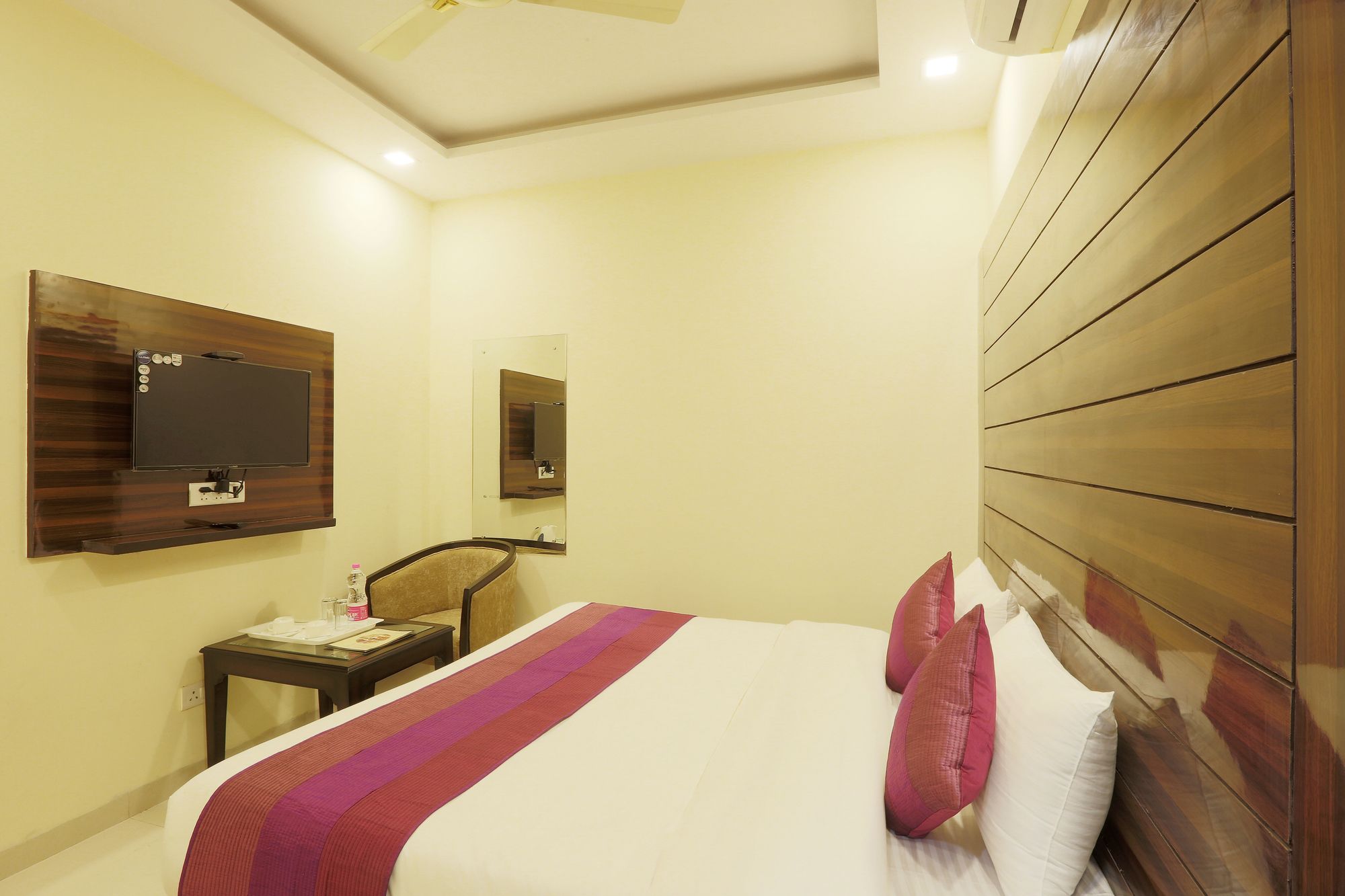 Hotel Capital @ Airport