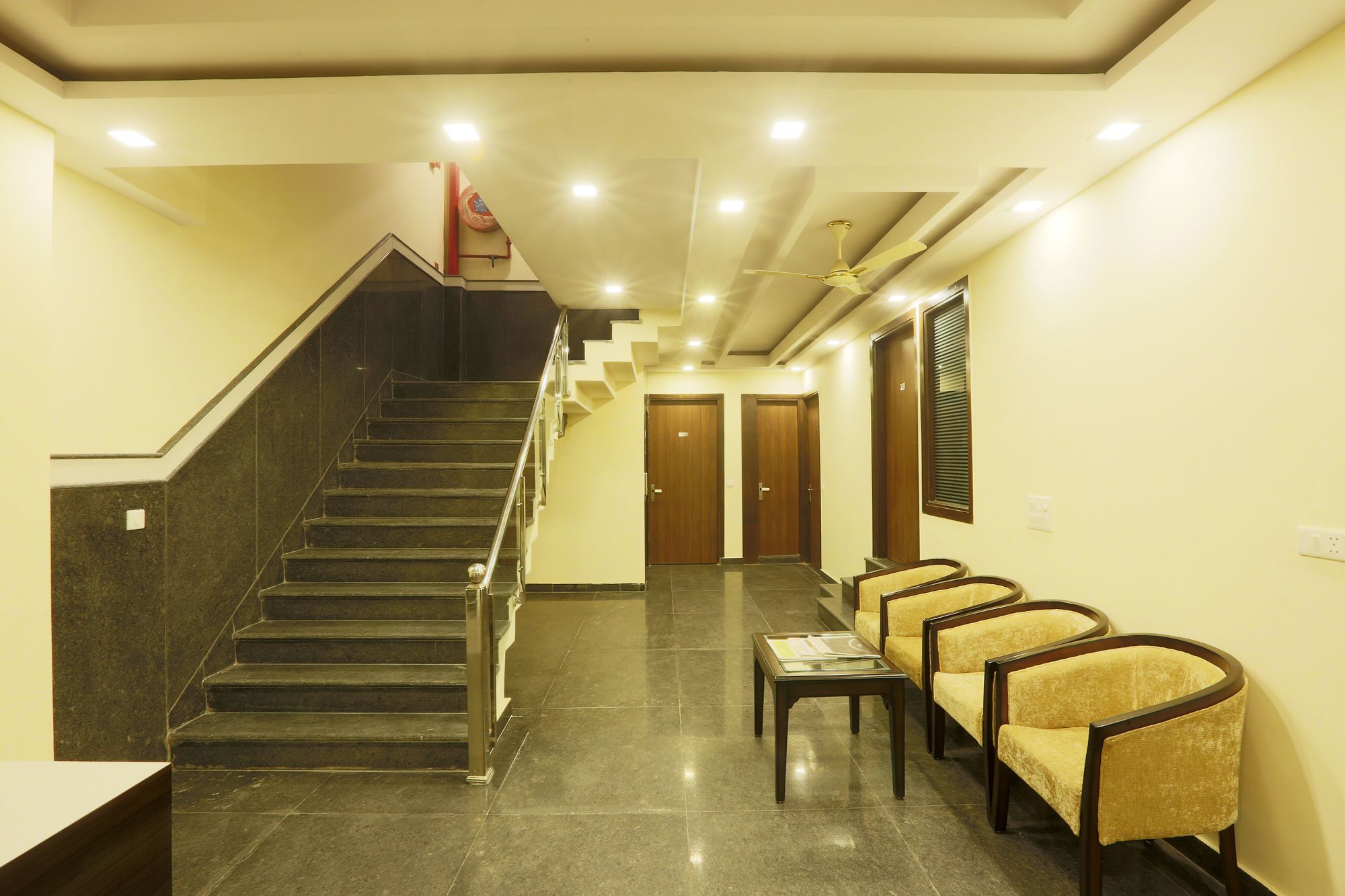 Hotel Capital @ Airport