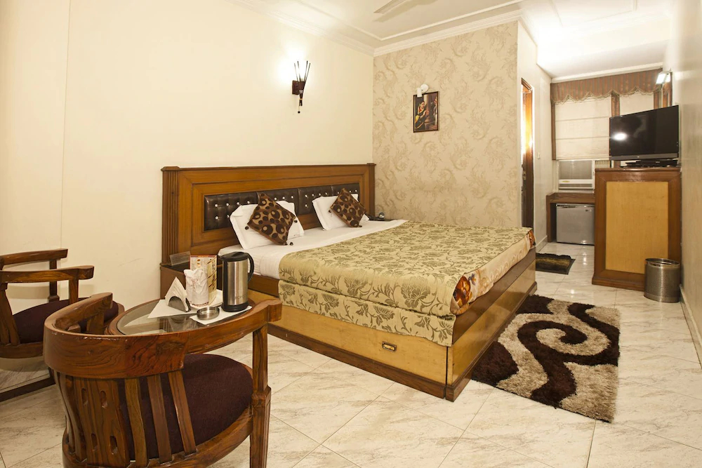 OYO Hotel City Castle