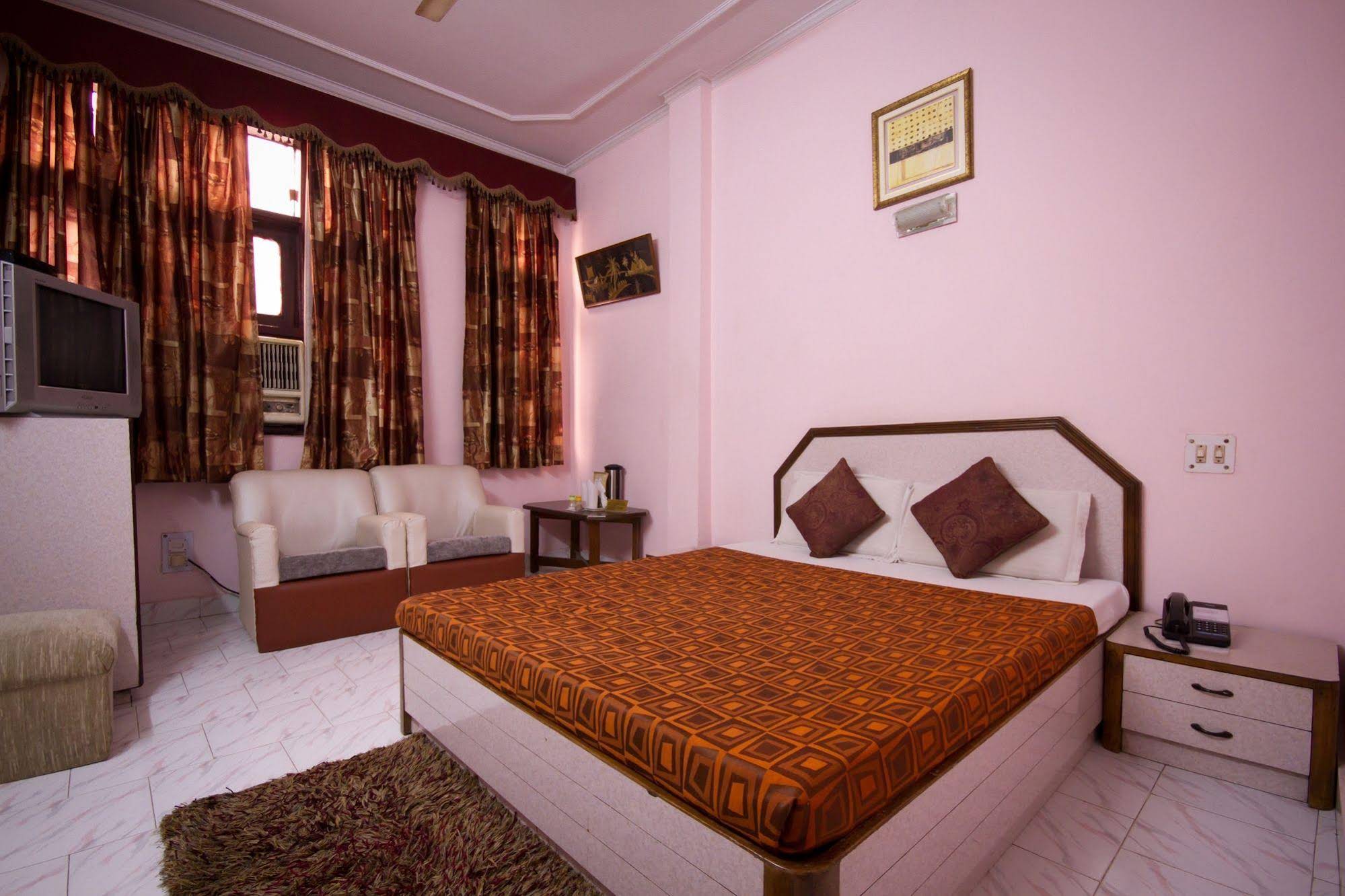 Hotel Dreamland Deluxe