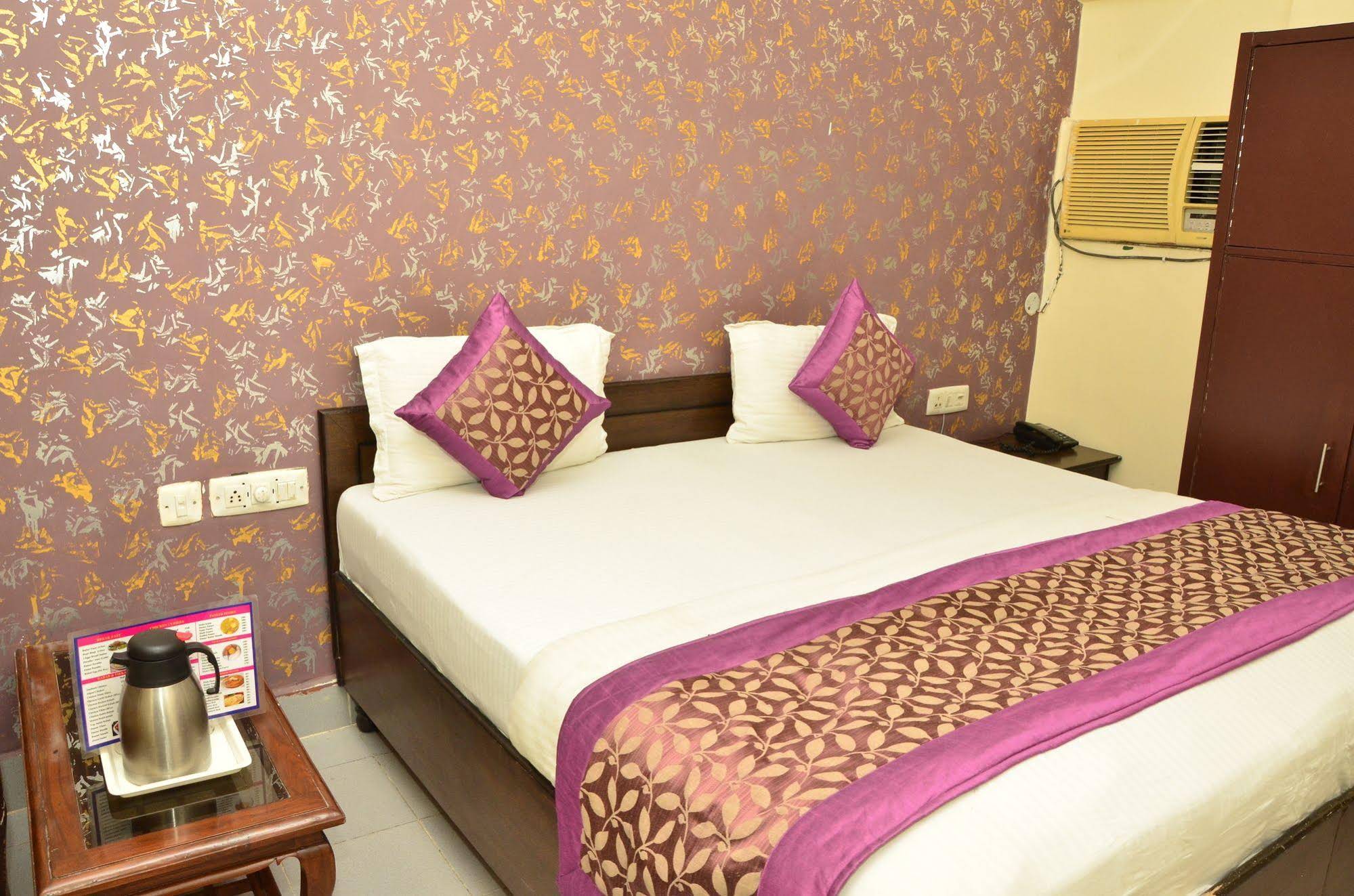 Hotel Global Inn