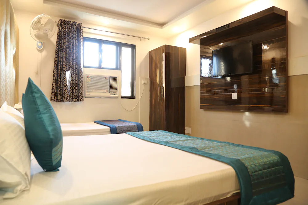 Hotel Glow Inn