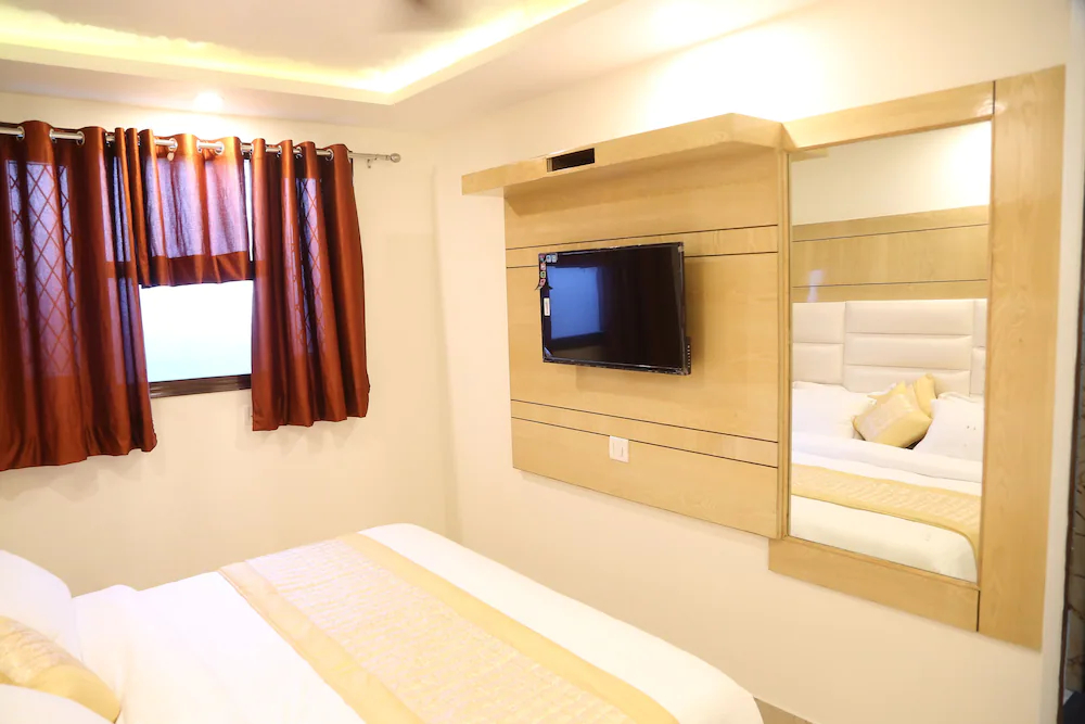Hotel Glow Inn