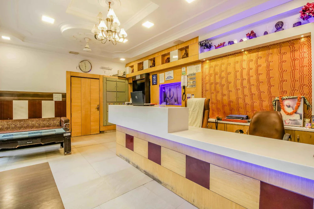 Hotel Glow Inn