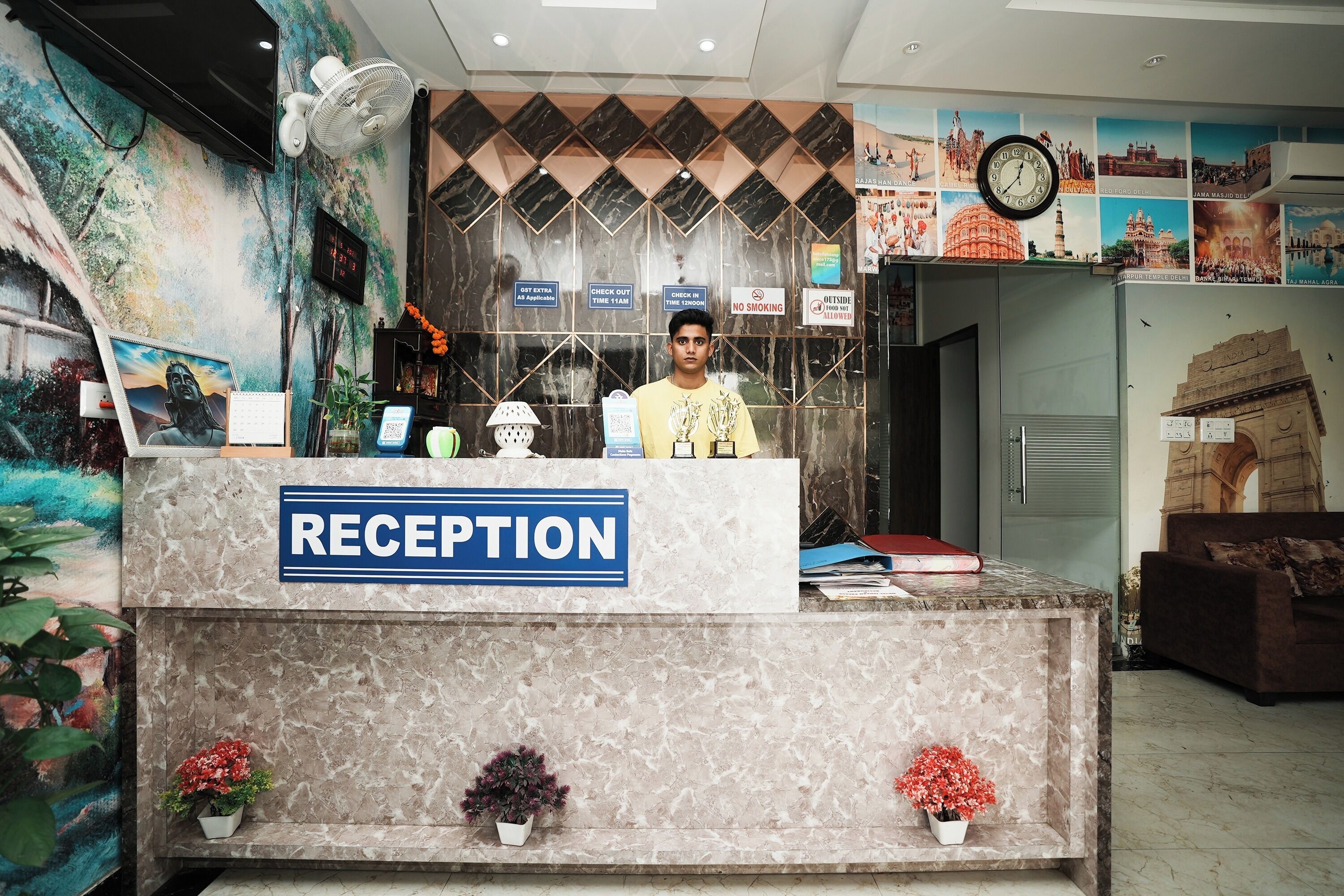 Hotel Ishaan Palace Near IGI Delhi Airport