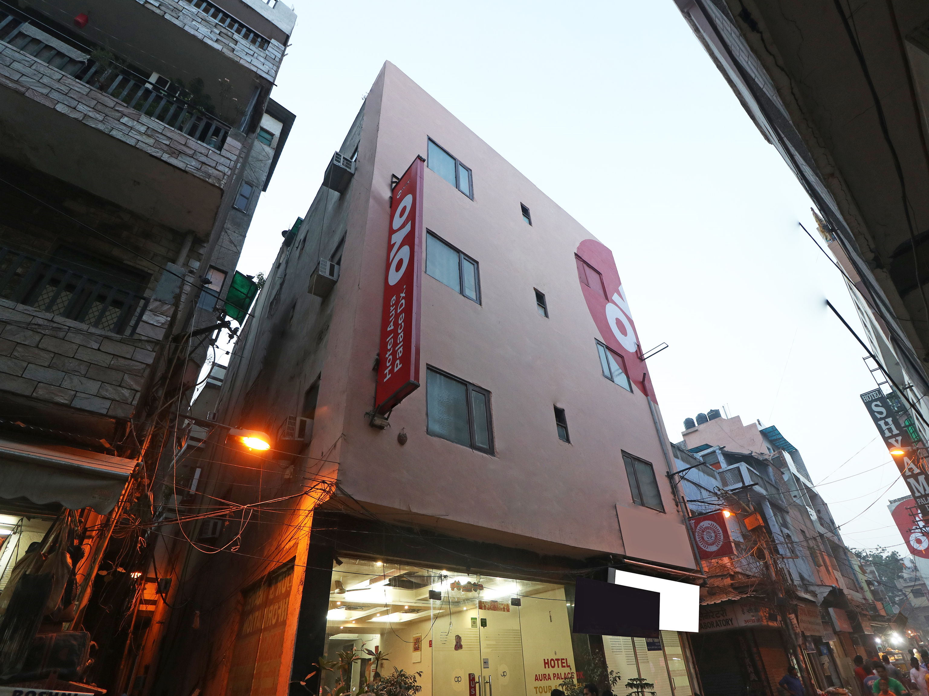 Hotell Aura Palace Deluxe