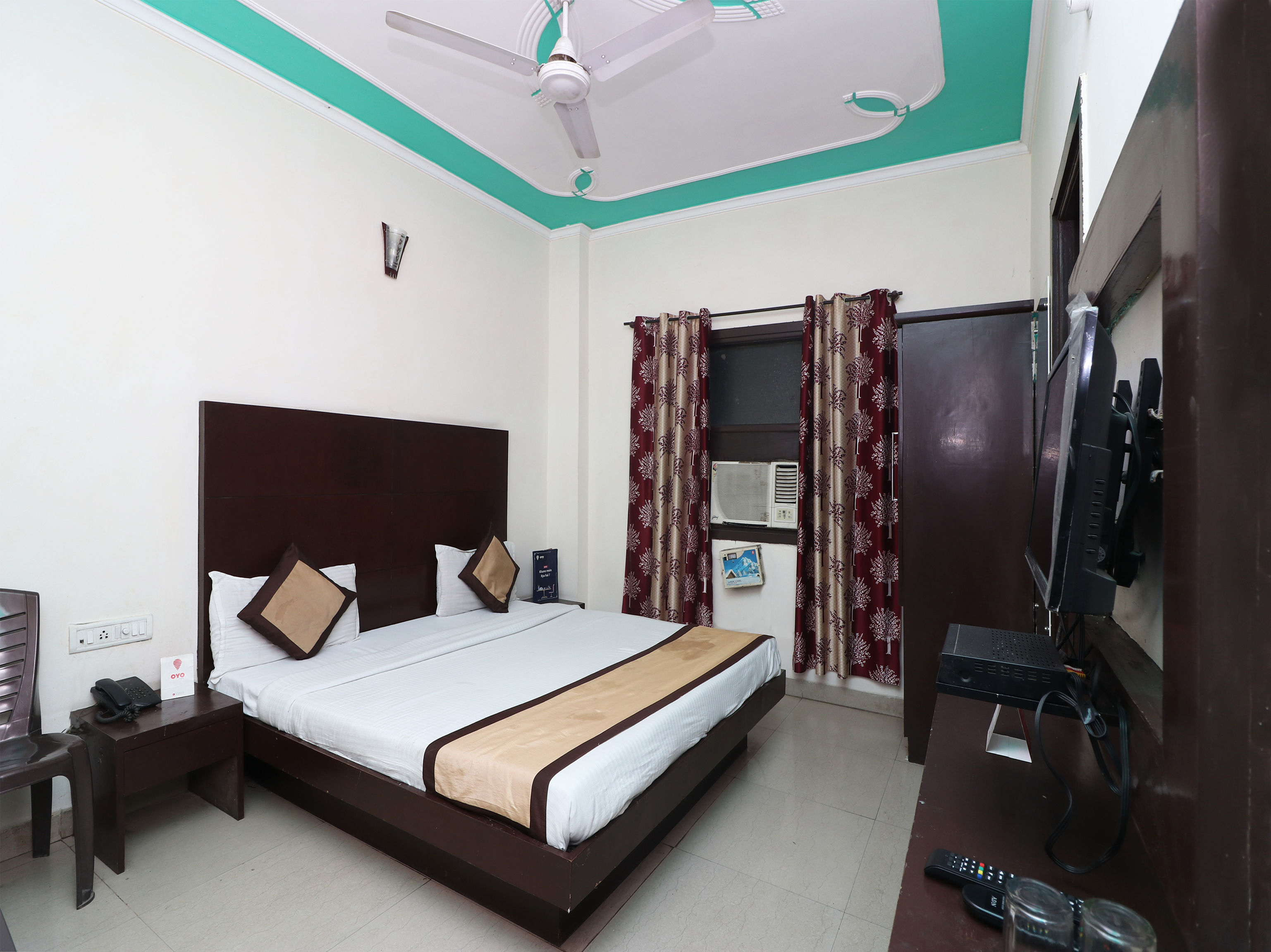 Hotell Aura Palace Deluxe