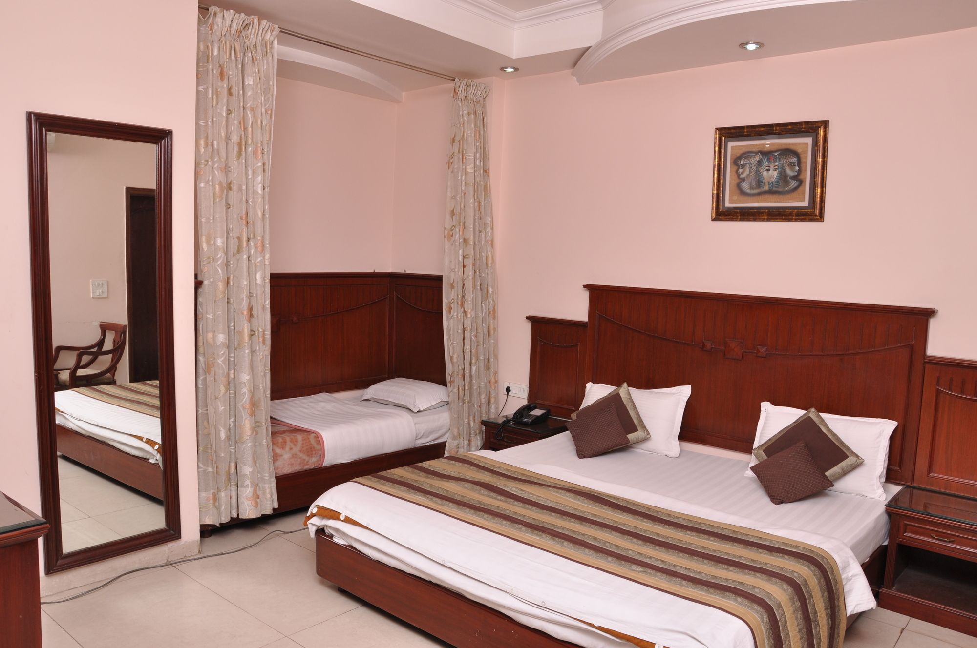 Hotel Legend International