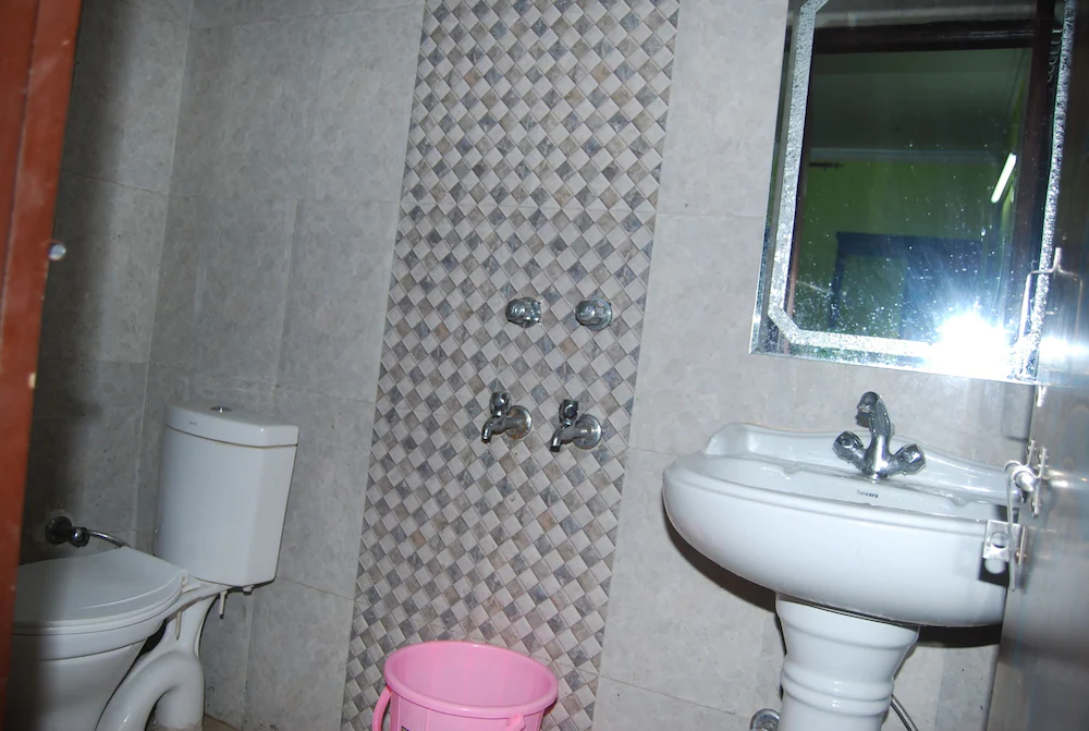 Hotel Lotus Delhi Airport