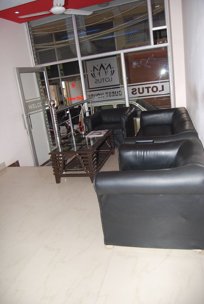 Hotel Lotus Delhi Airport