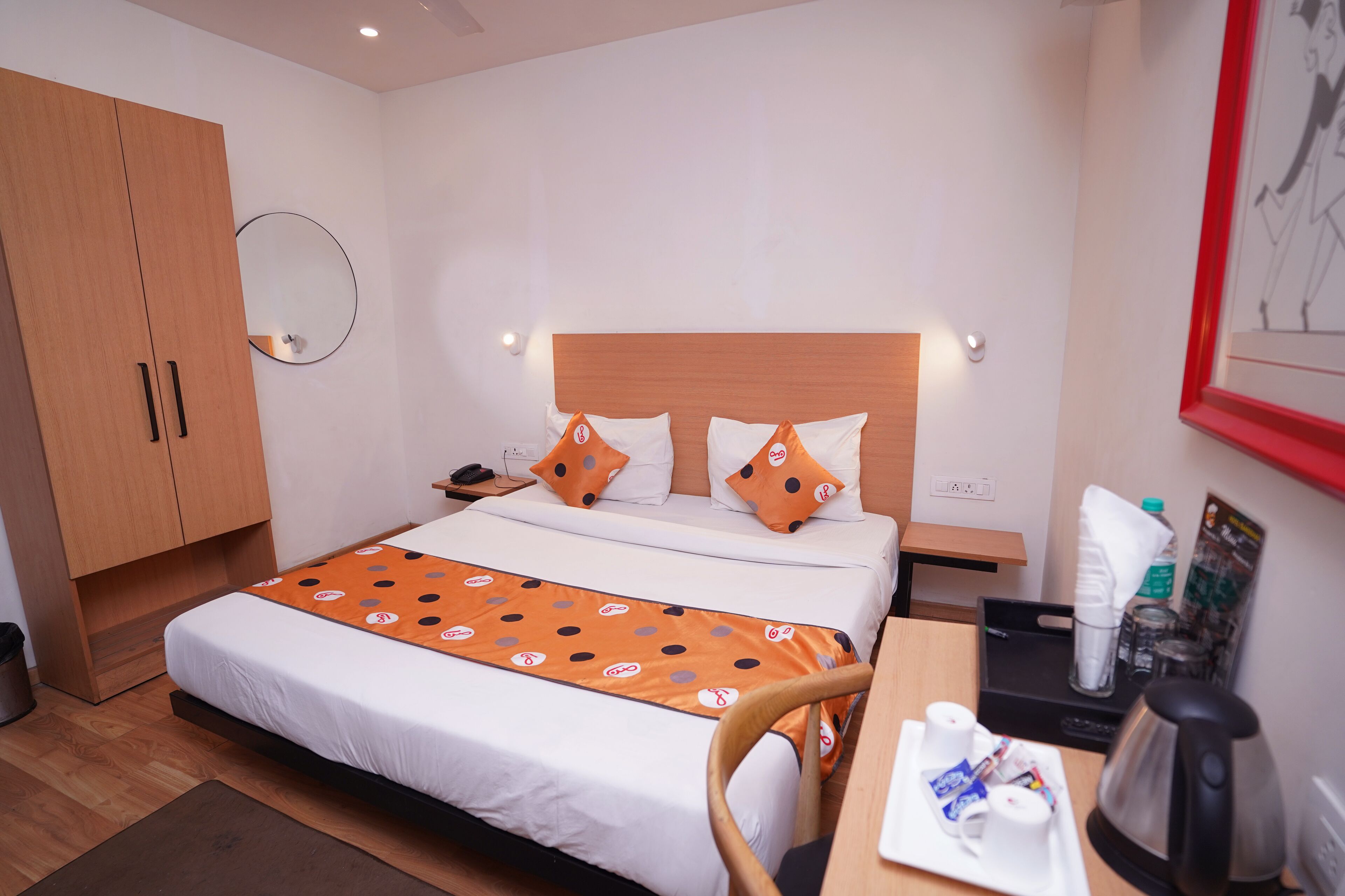 Hotel Lyf Corporate Suites Meera Bagh
