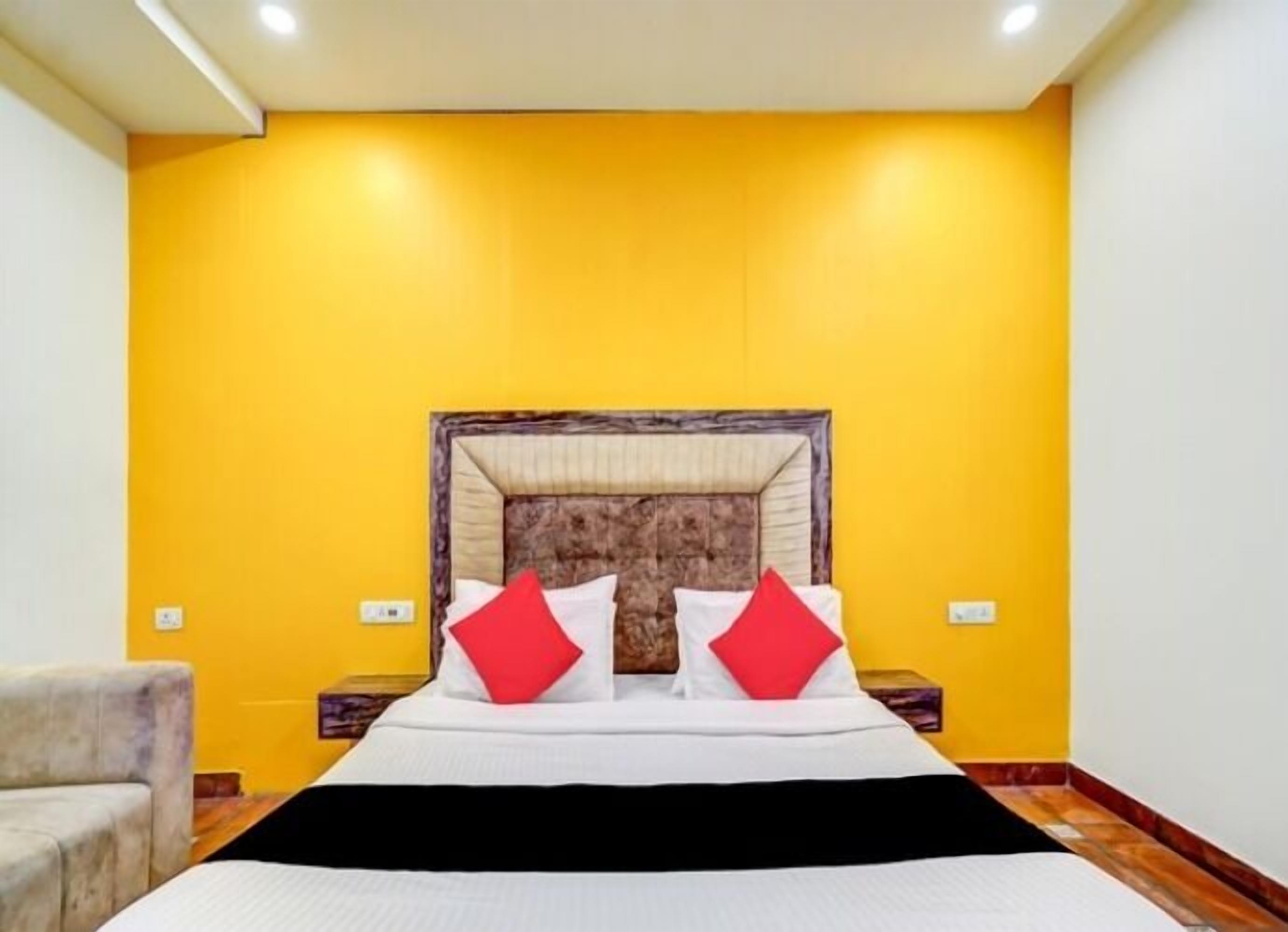 Hotel Mannat