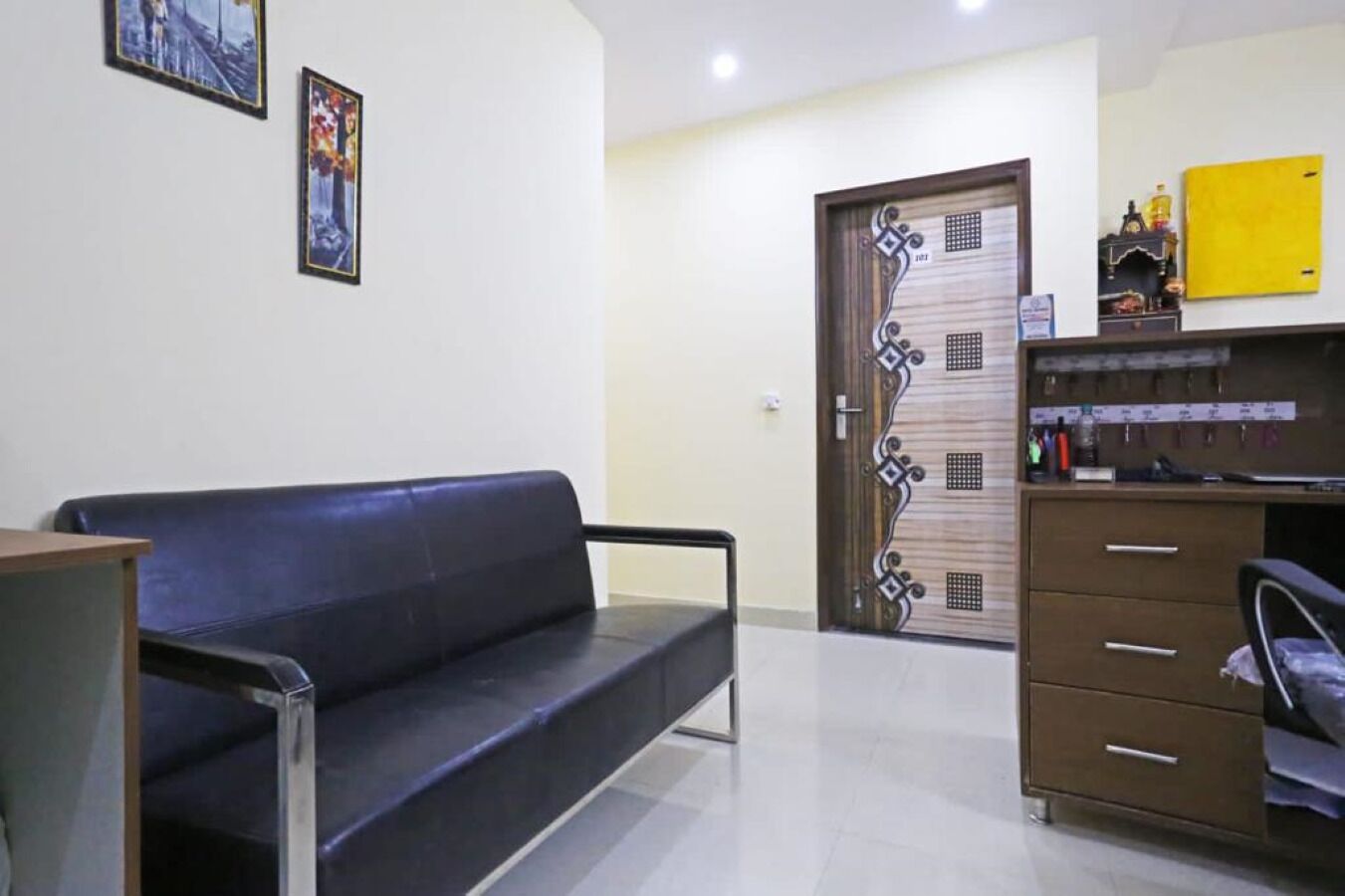 Hotel Mannat Bhera Enclave