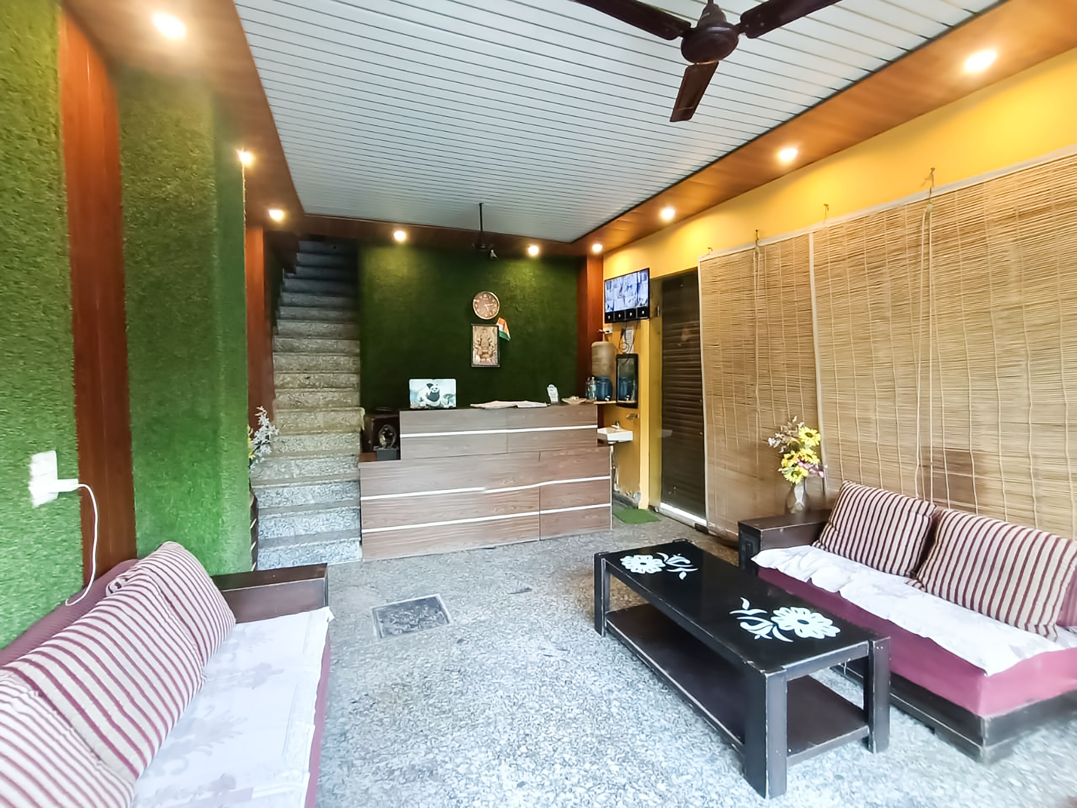 Hotel Mannat Inn
