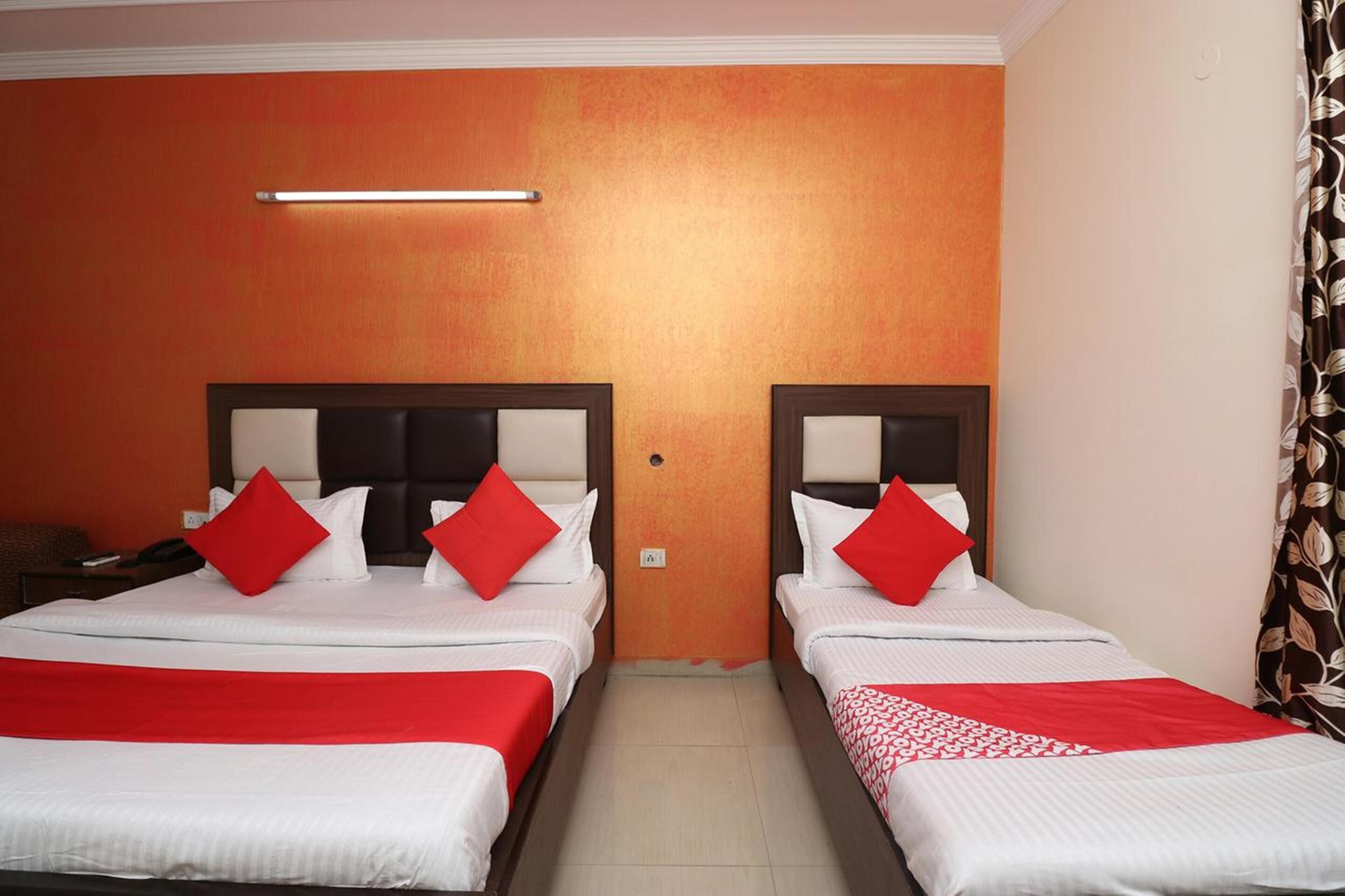 Hotel Mayank Plaza