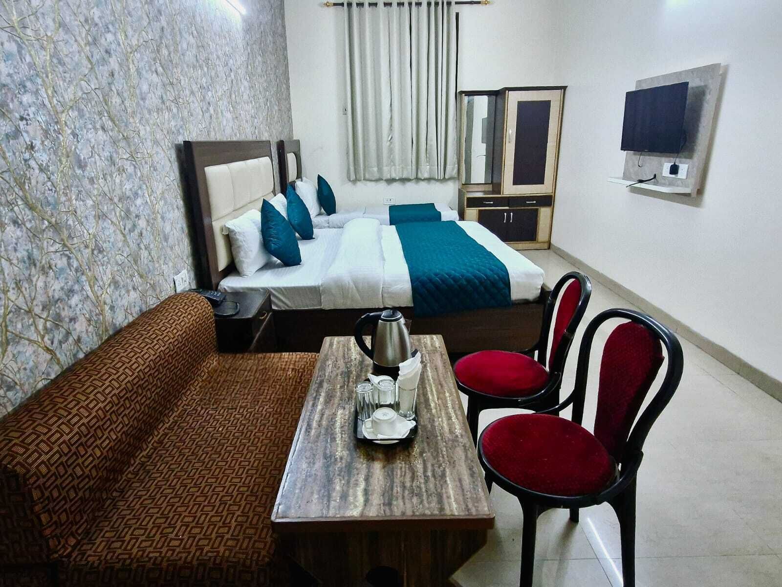 Hotel Mayank Plaza