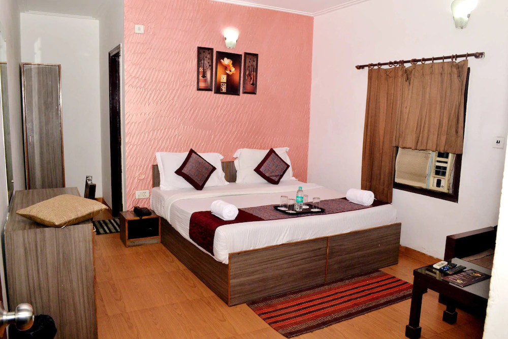 Hotel Om Paradise
