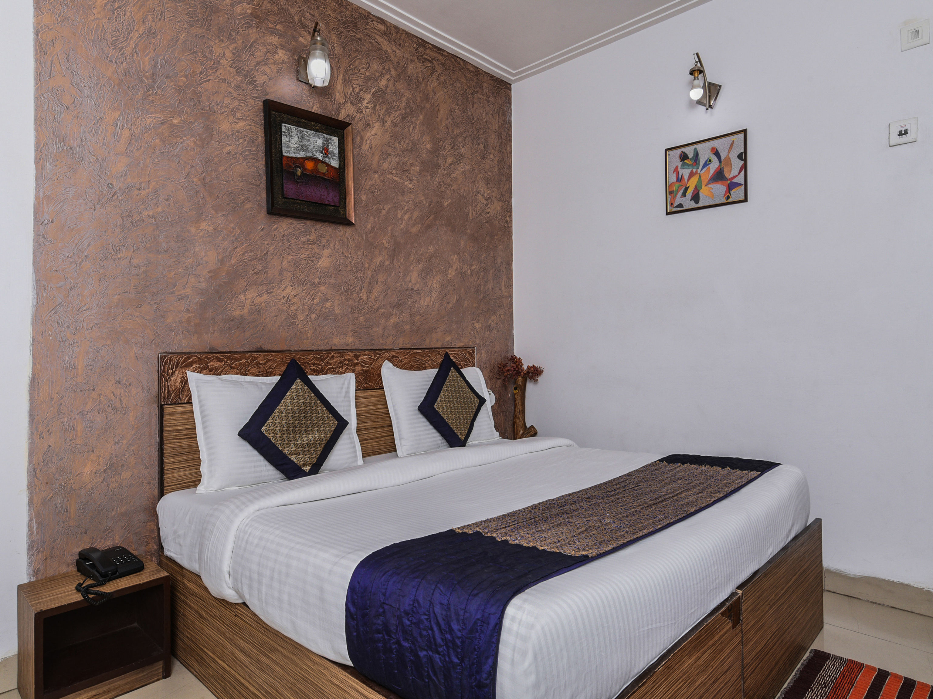 Hotel Om Paradise by OYO