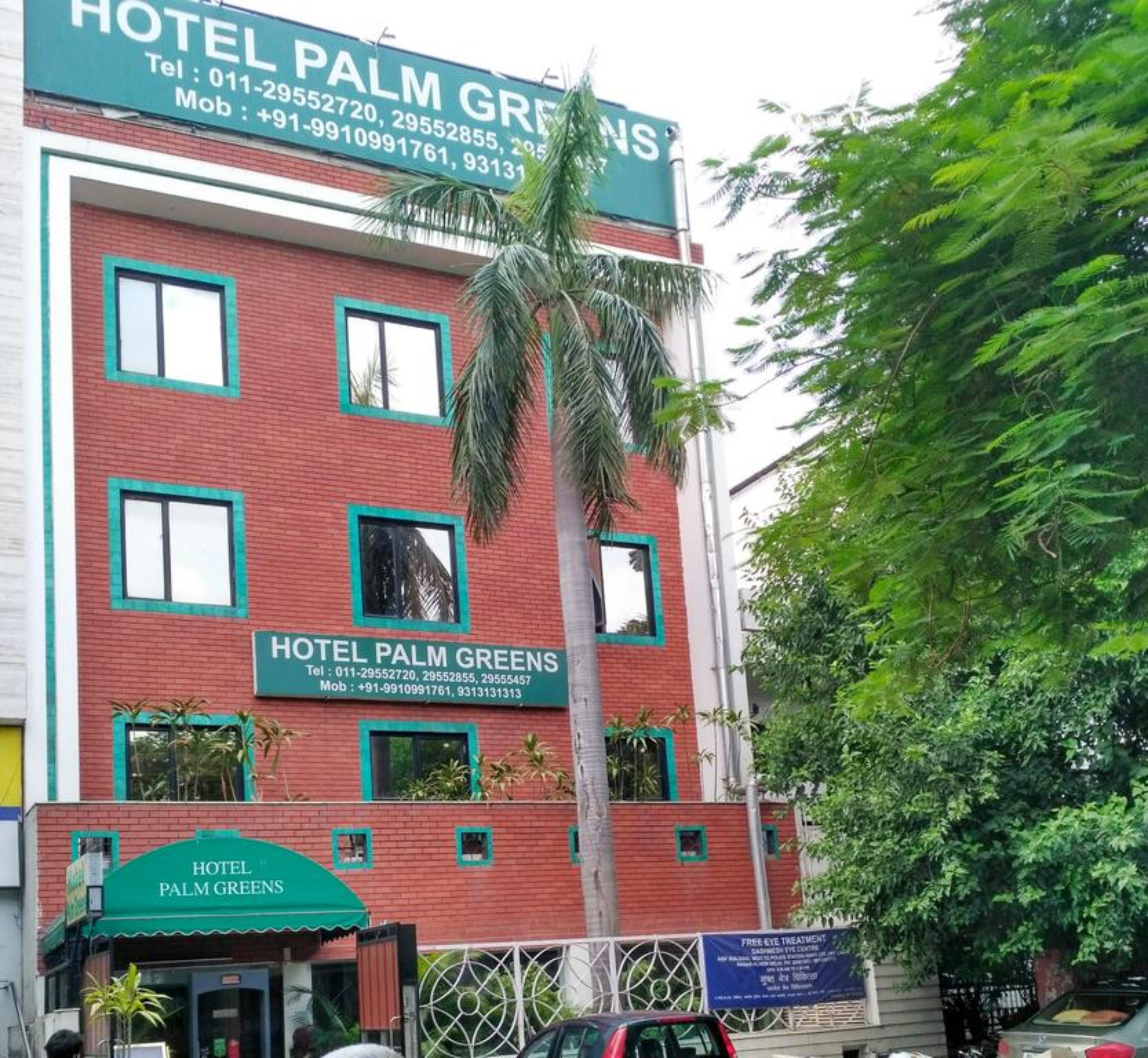 Hotel Palm Greens & Apartments